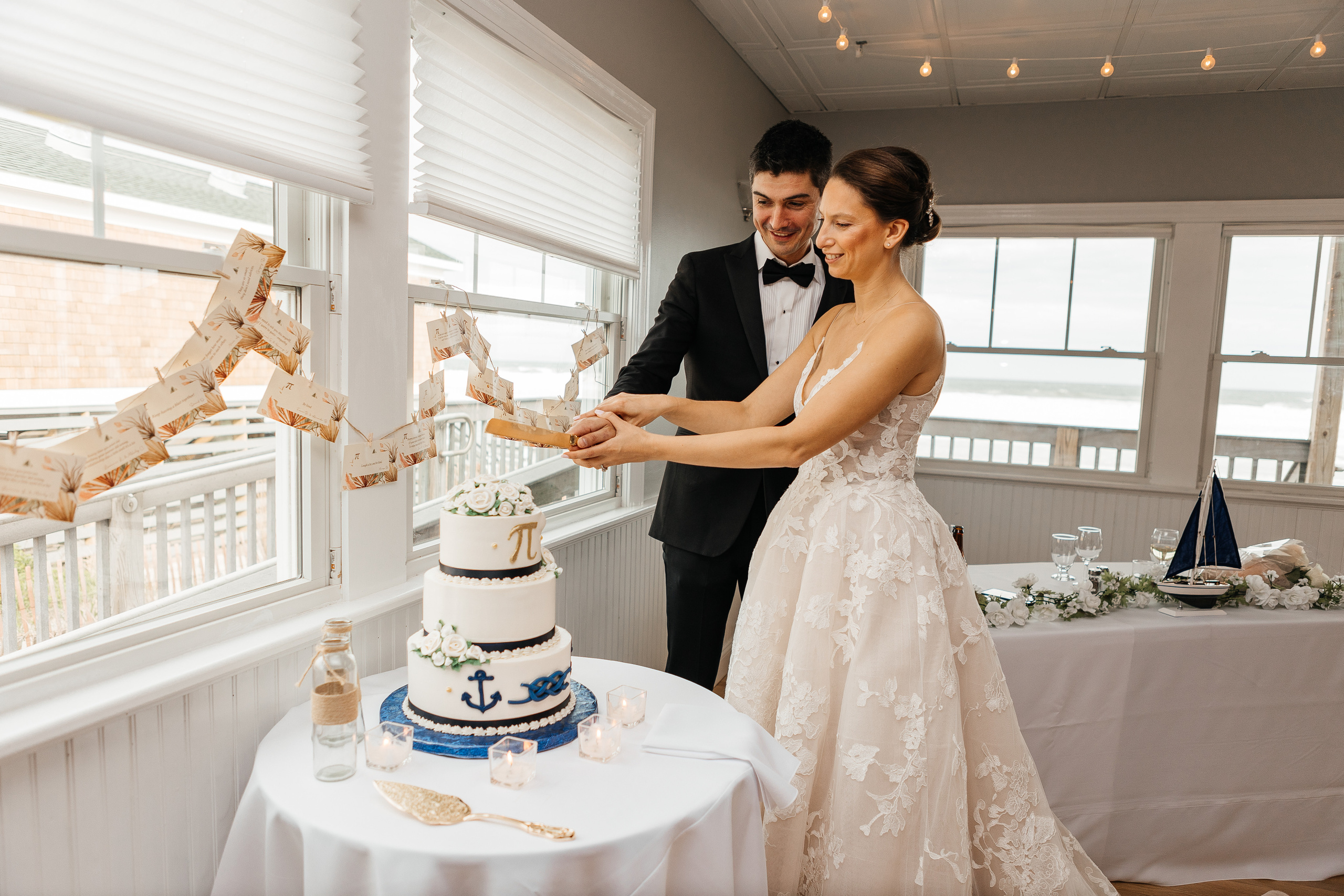 Wedding in Boston. My name is Kate and I am family and wedding photographer