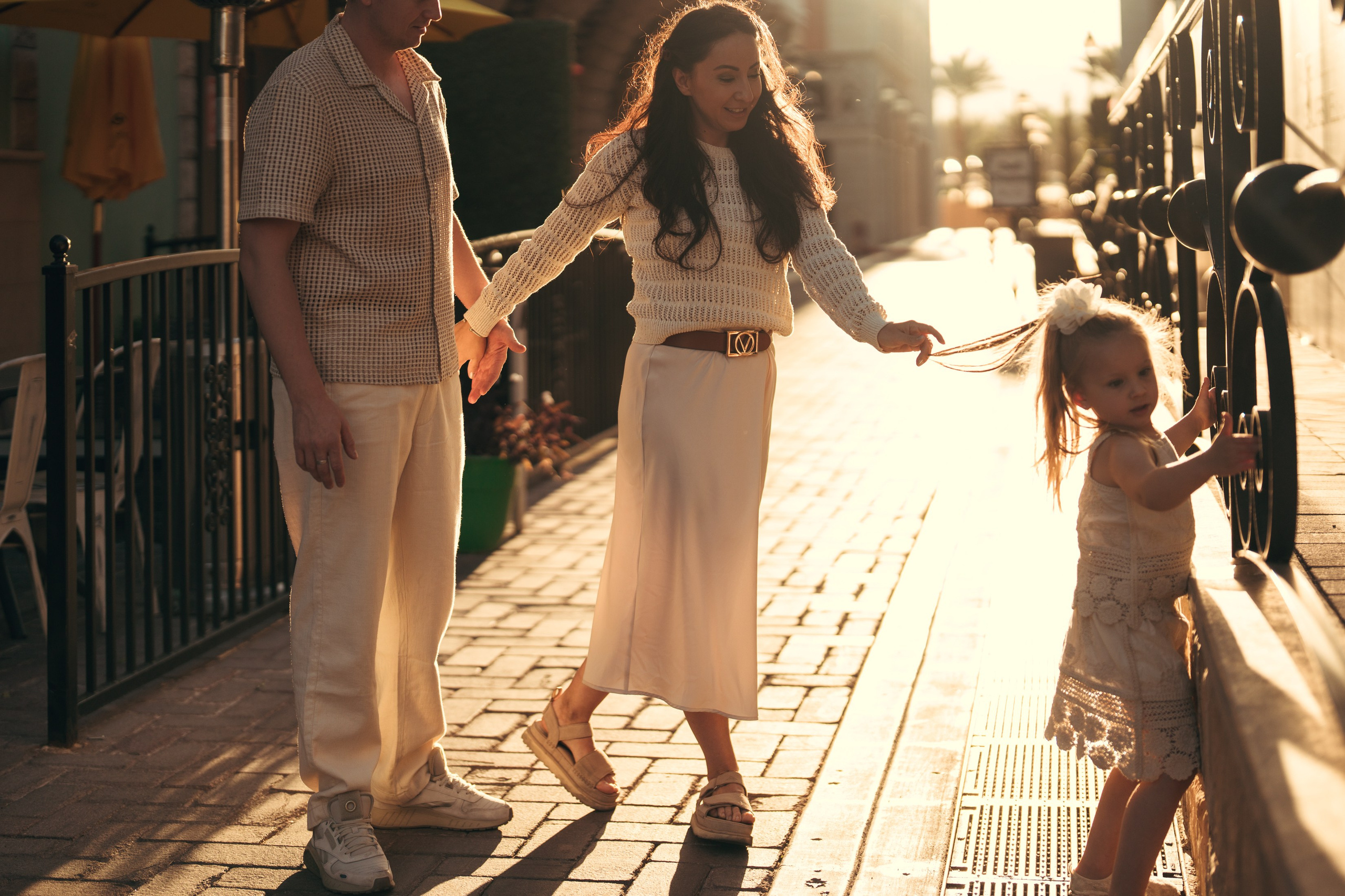 Family. Wedding & elopement photographer Viktoriya Kravtsov. Las Vegas