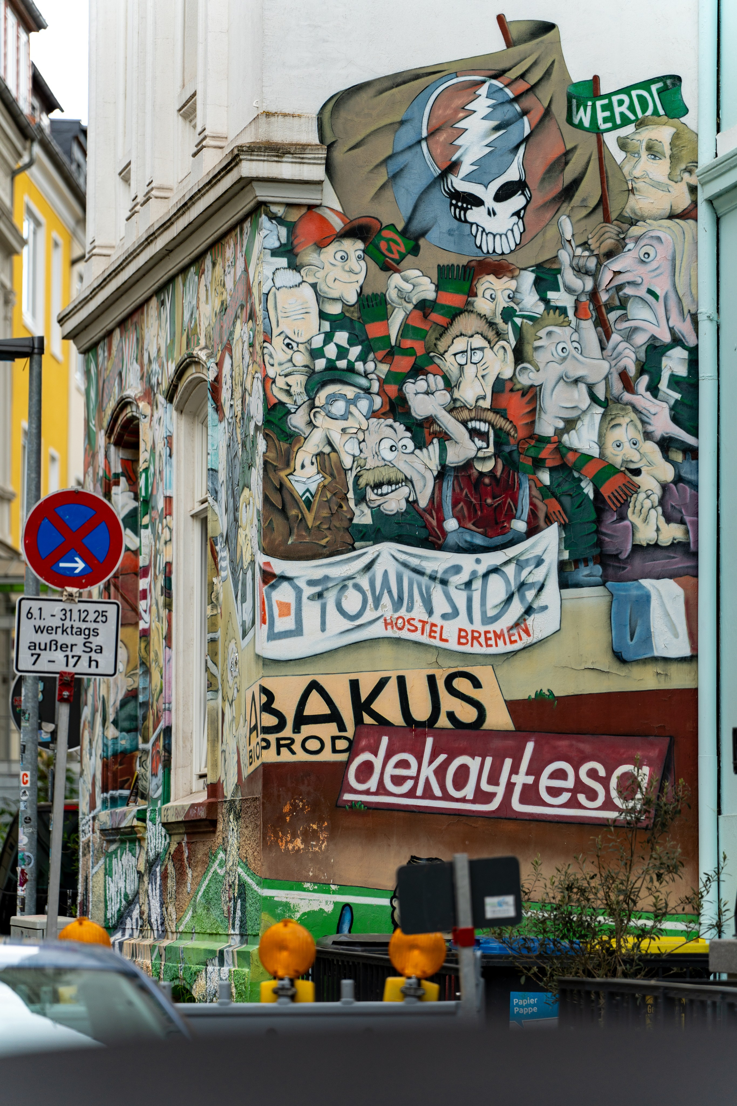 A little bit of street in Bremen #1. URBANSTREETFILES.ART