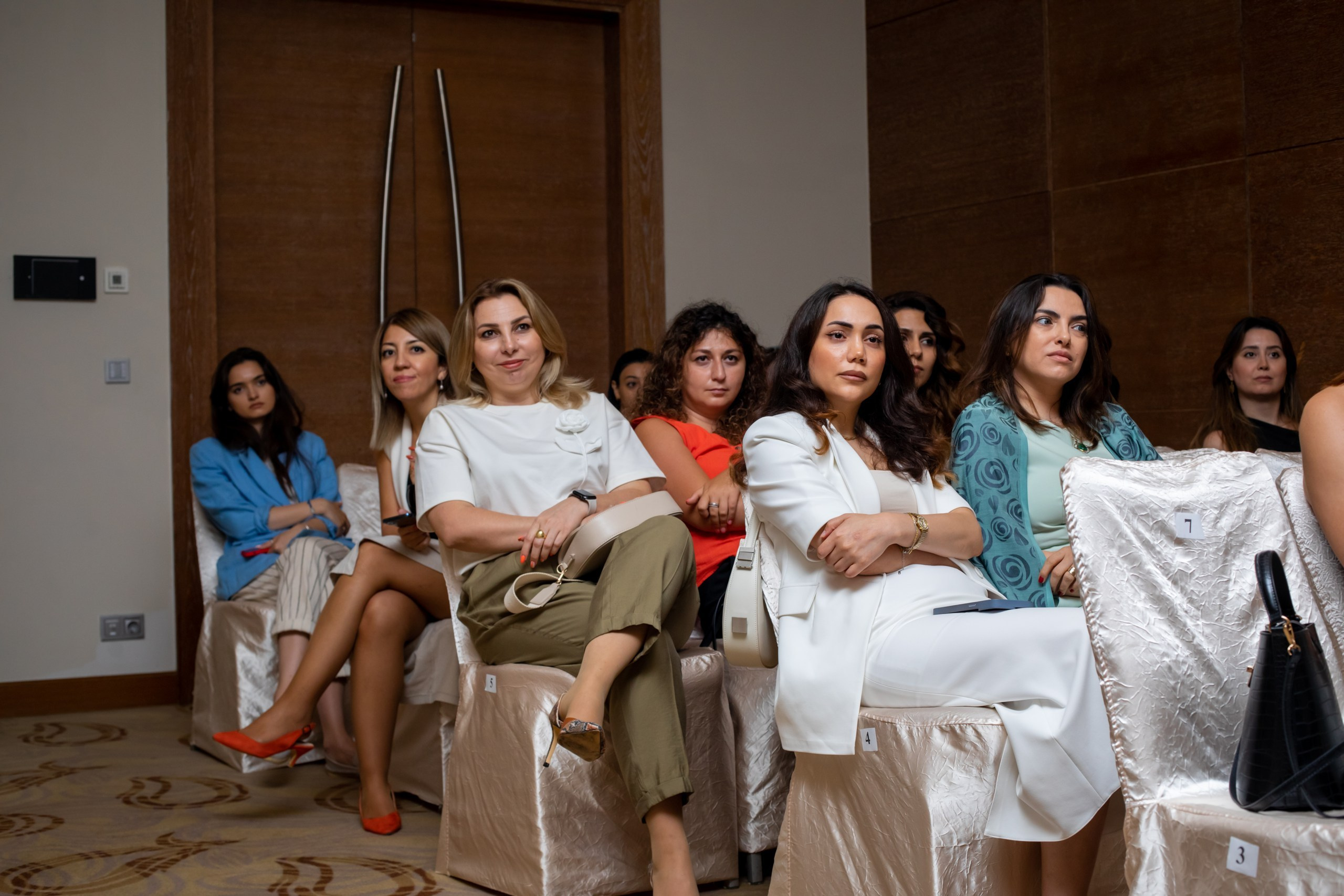 Laura Omuralieva — “The Woman of the New Age and Her Meta-Skills”. Fotograf Baku