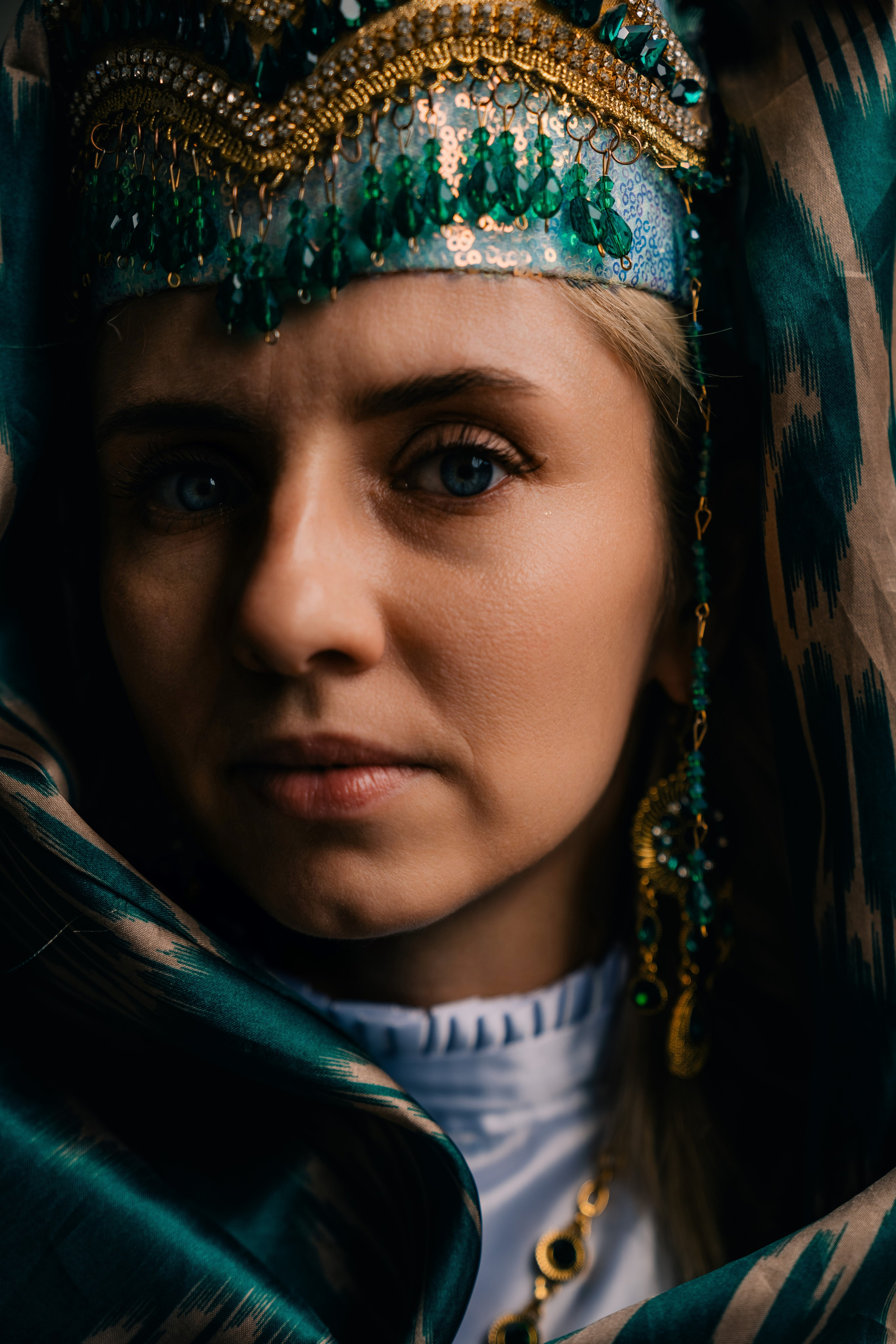 Фотосессия для туристов в национальных платьях — Узбекистан. Фотограф в Узбекистане и Самарканде Джасур Марупов