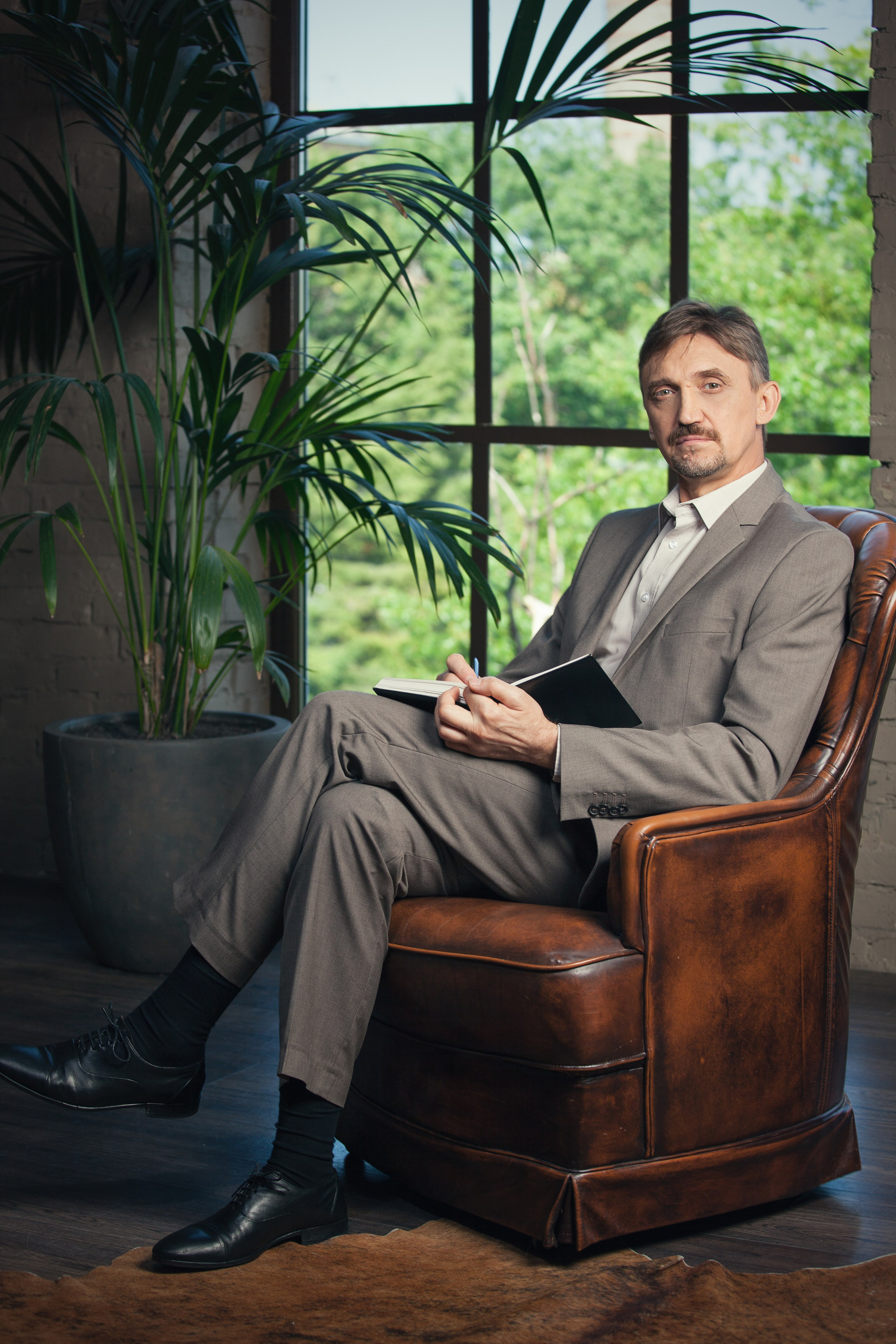 Portraits. Photographer Anya Goldenberg. Works in Reading and surrounding areas