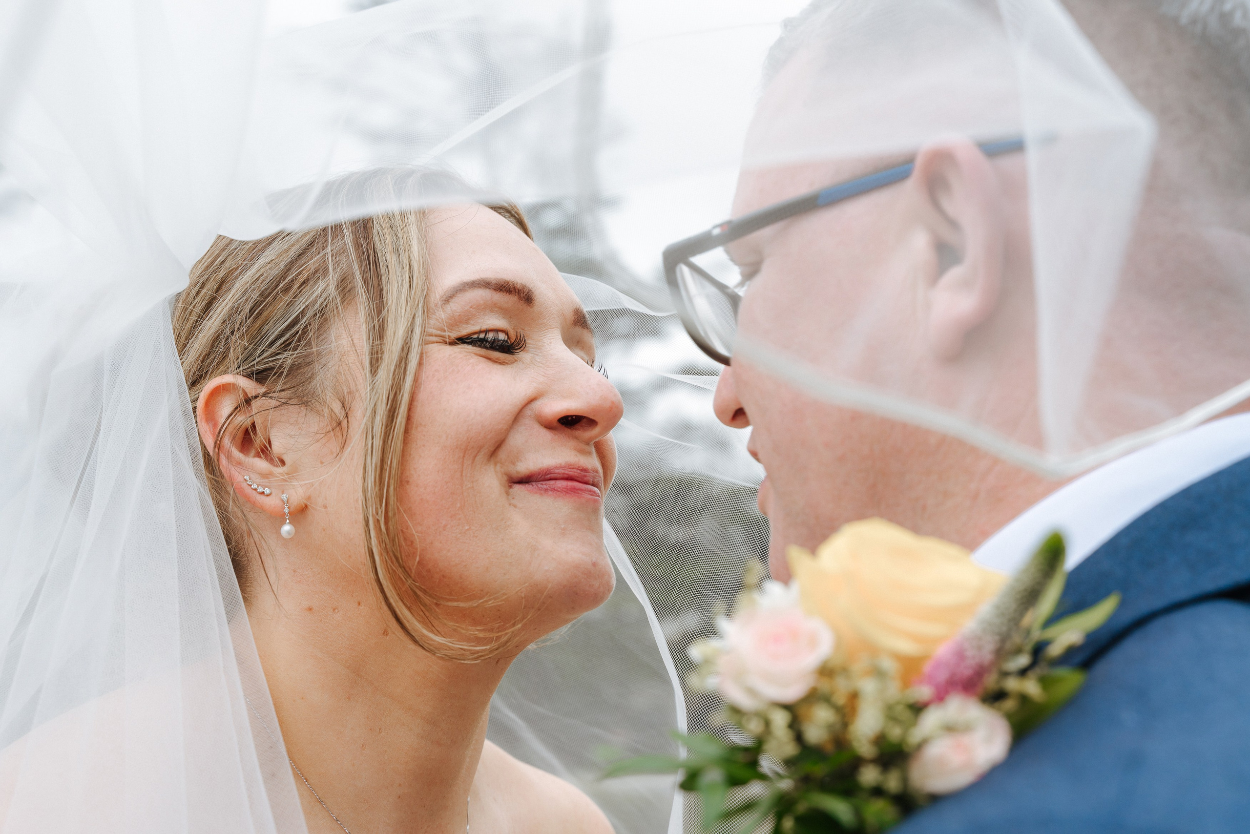 Luke and Nicola’s wedding at Danson House. Photographer in England Ekaterina Romanova