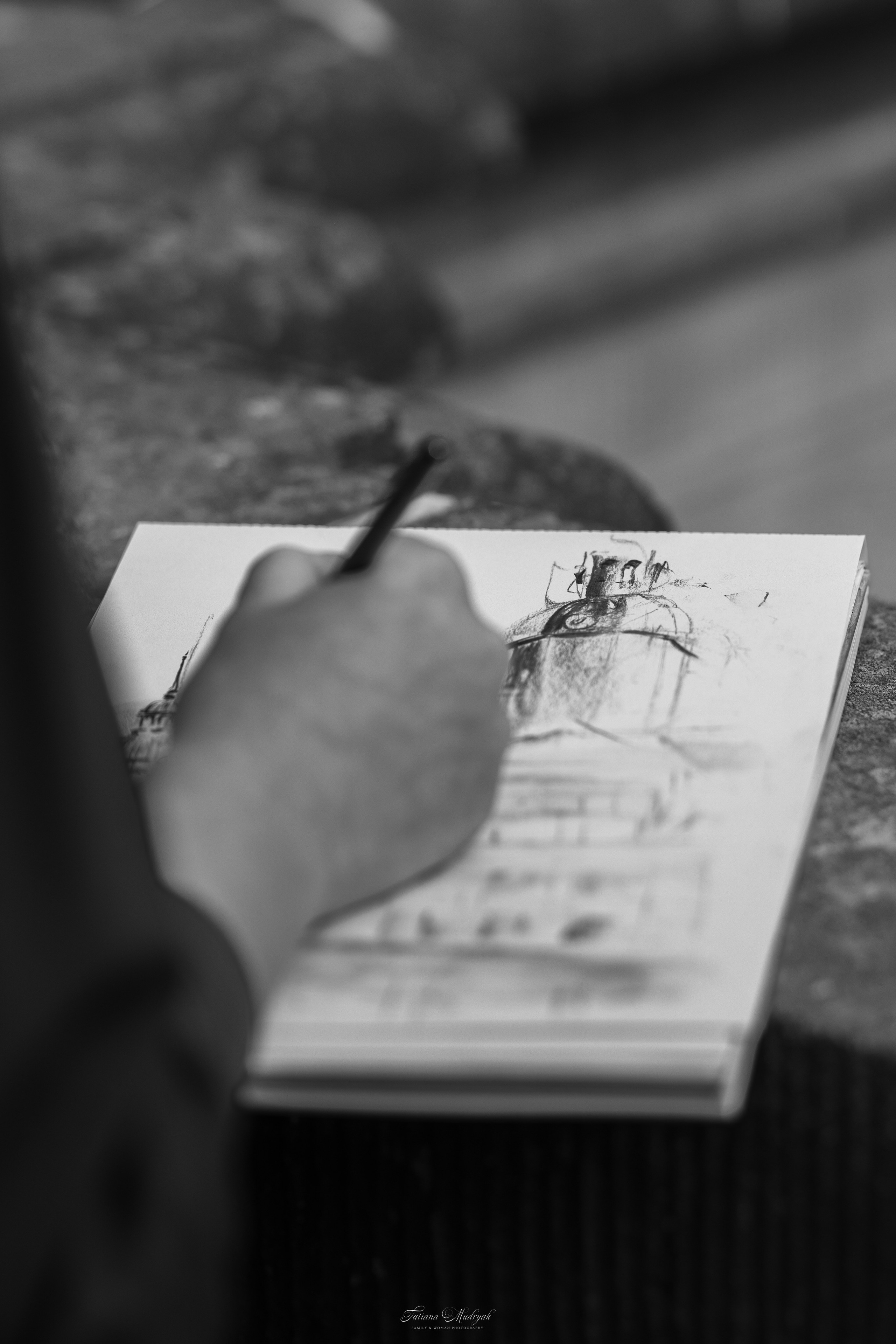 Urbansketchers Dresden. Family & Maternity Photographer in Dresden Tatiana Mudryak