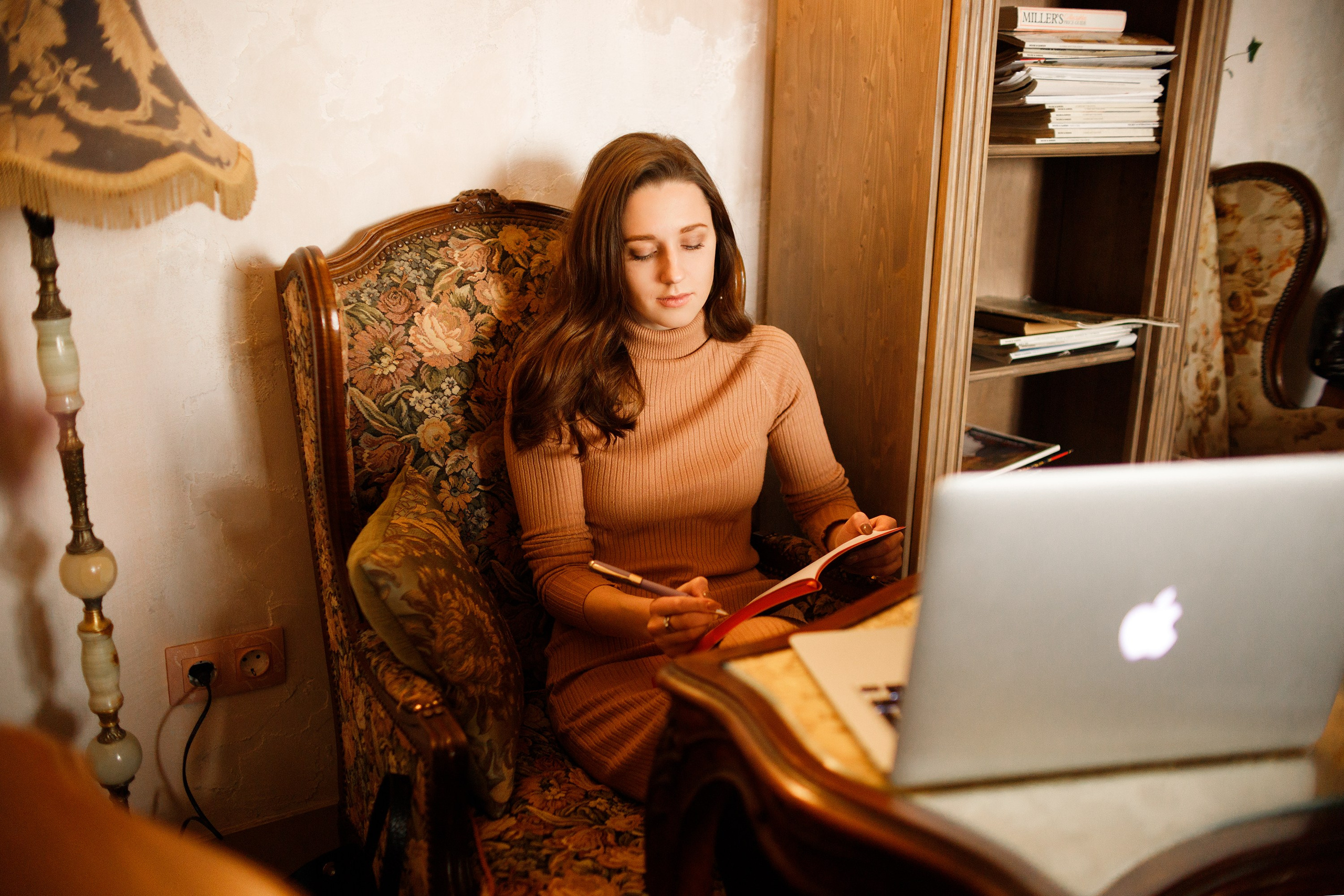 Psychologist blog content. Kaja | fotograf we Wrocławiu | ludzie i psy