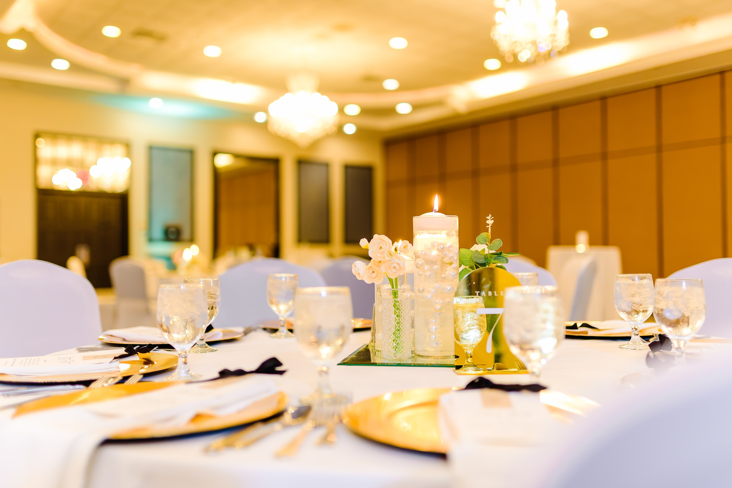 Jayme + Brad. Alexandria Danielle Photography | Fort Wayne & Indianapolis Wedding Photographer