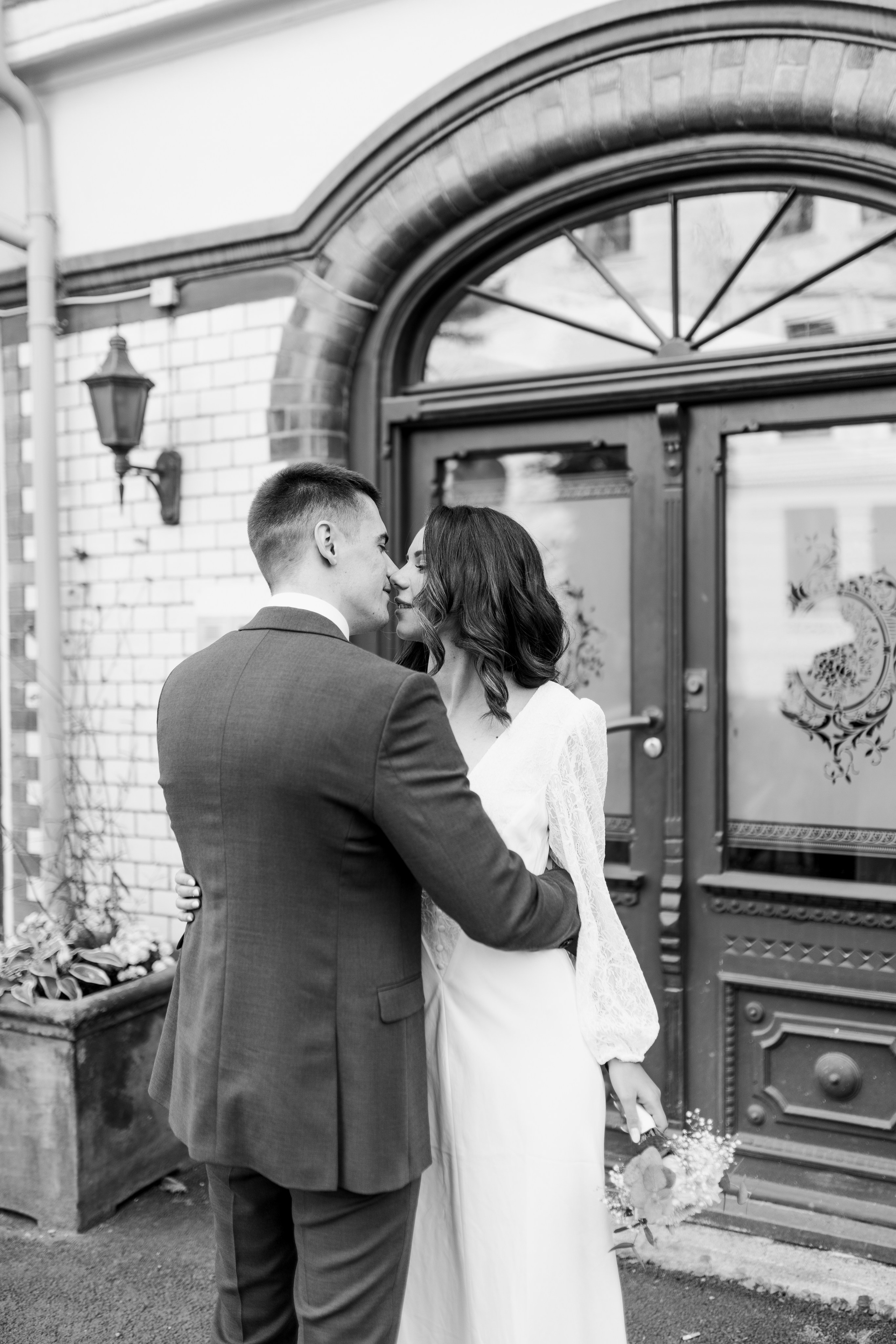 Small intimate Nordic Wedding at Lily Country Club, Oslo. Aleksandar Cajic | Destination Wedding Photographer in Croatia, Italy & Worldwide