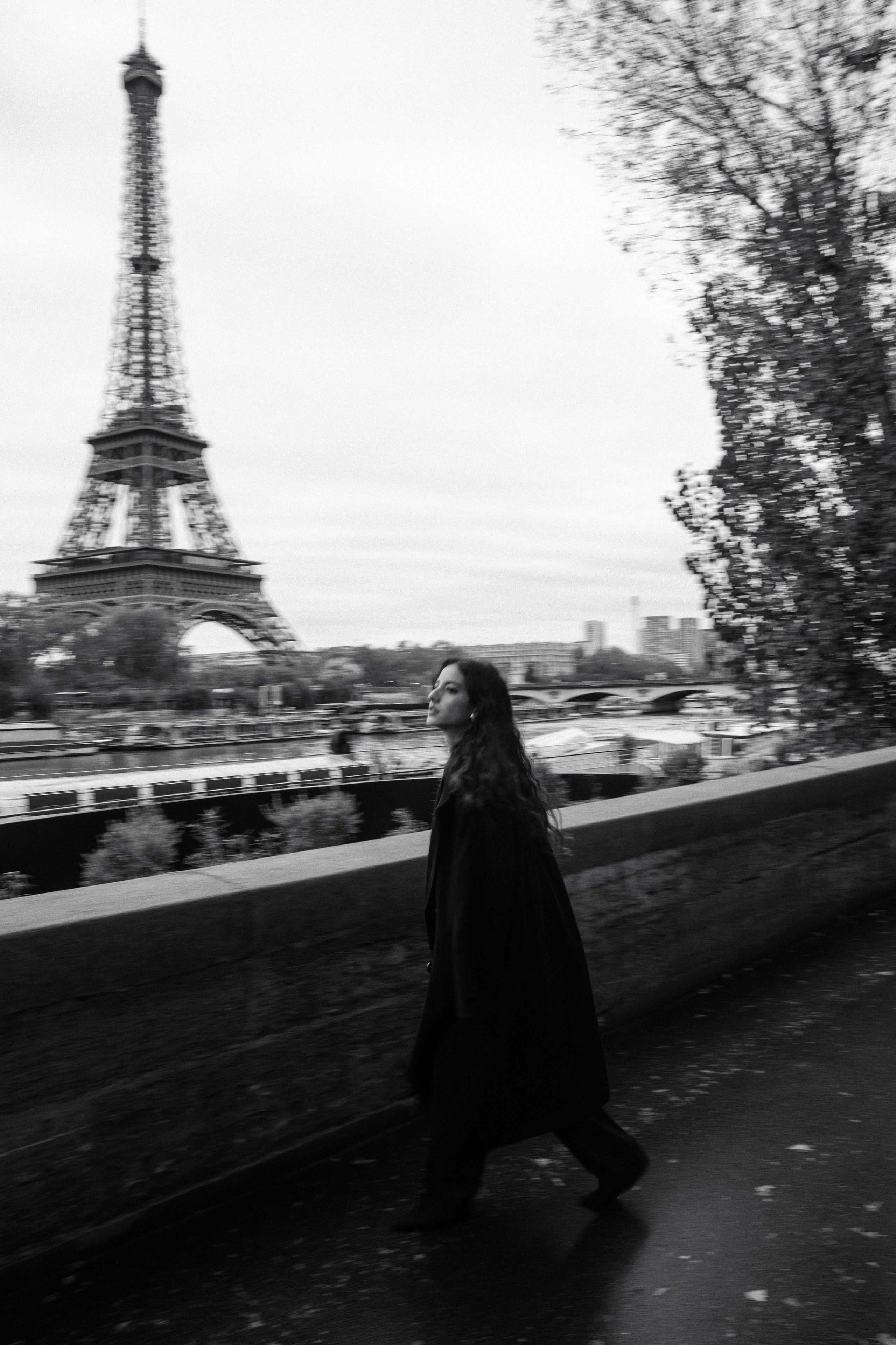 Yvonne. Paris Wedding Photographer
