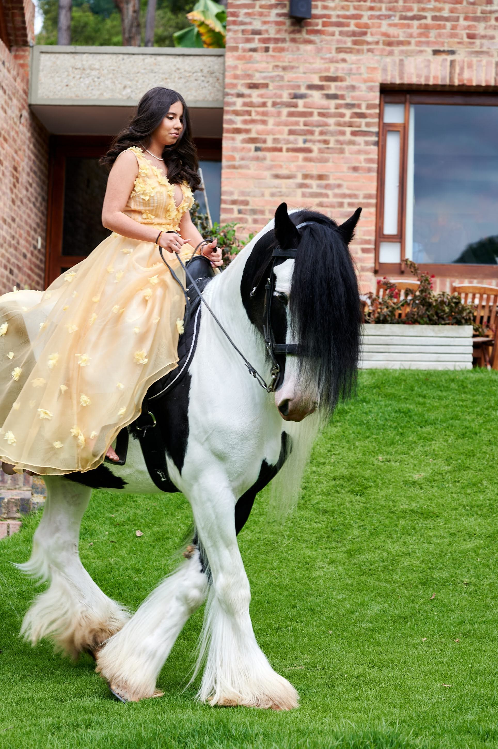 Mis 15 | Sesiones de Fotografía Modernas. Wedding Photography & Videography by ZZ Hendrick | Capturing Your Love Story in Colombia & USA