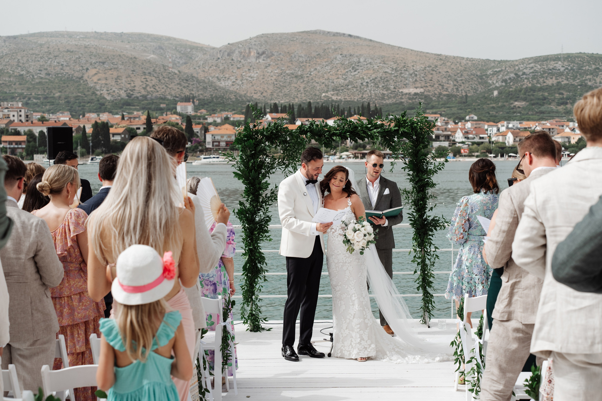 TRINE & KENNETH. Bryllupsfotograf i hele Norge