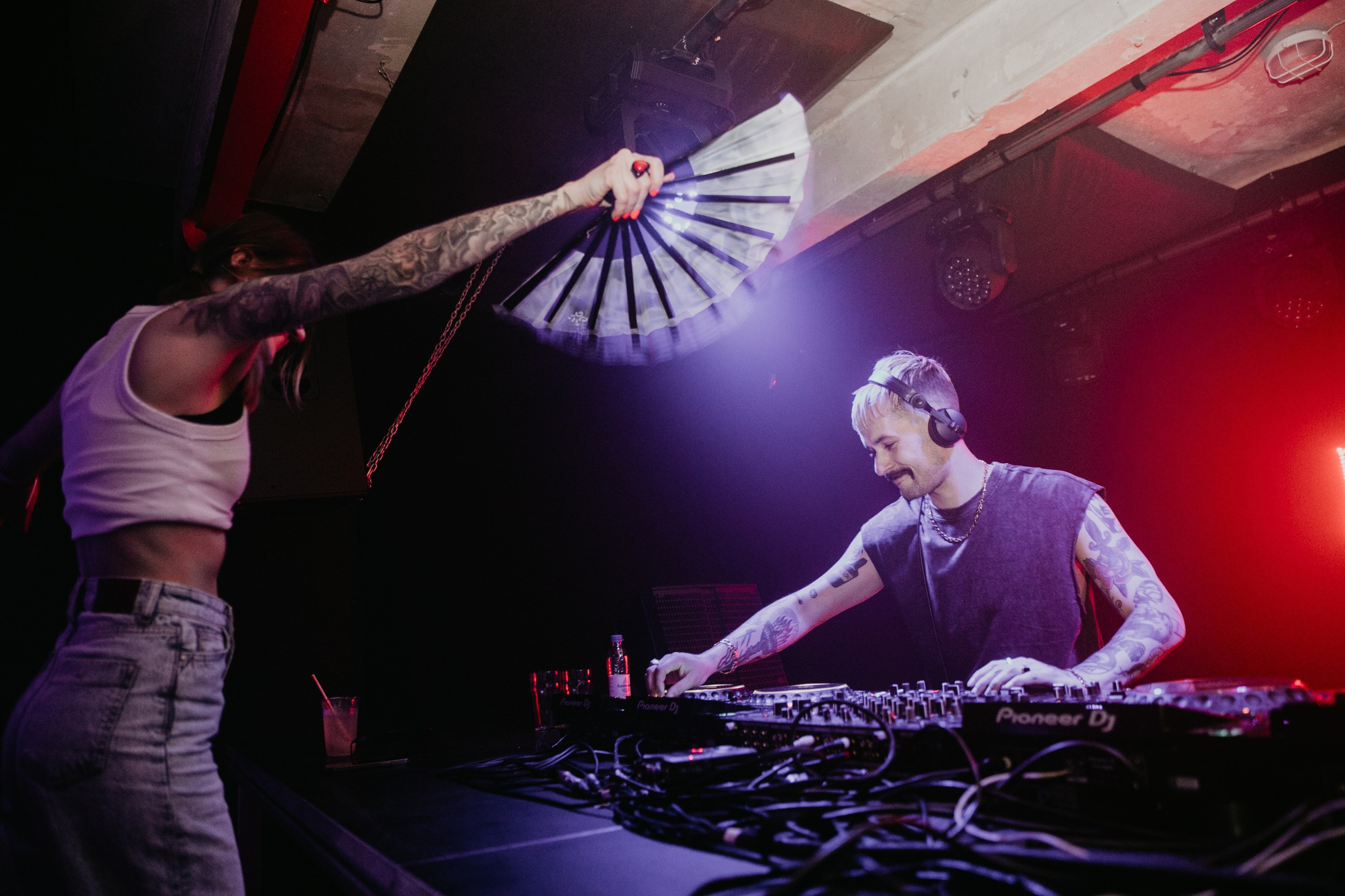 DJ Pablo Tozzi Laska bar, 2024. Sandra Garanca Portrait and event photographer