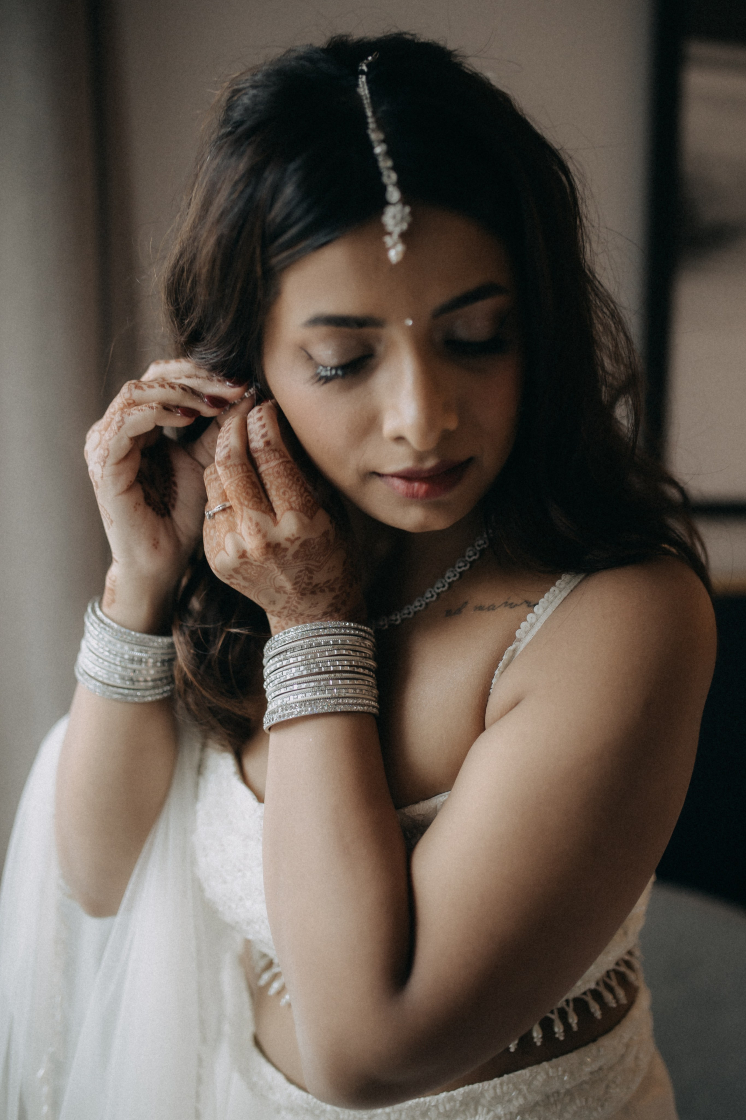 Ayushi and Tomasz. Wedding and Portrait Photographer Evie Moon