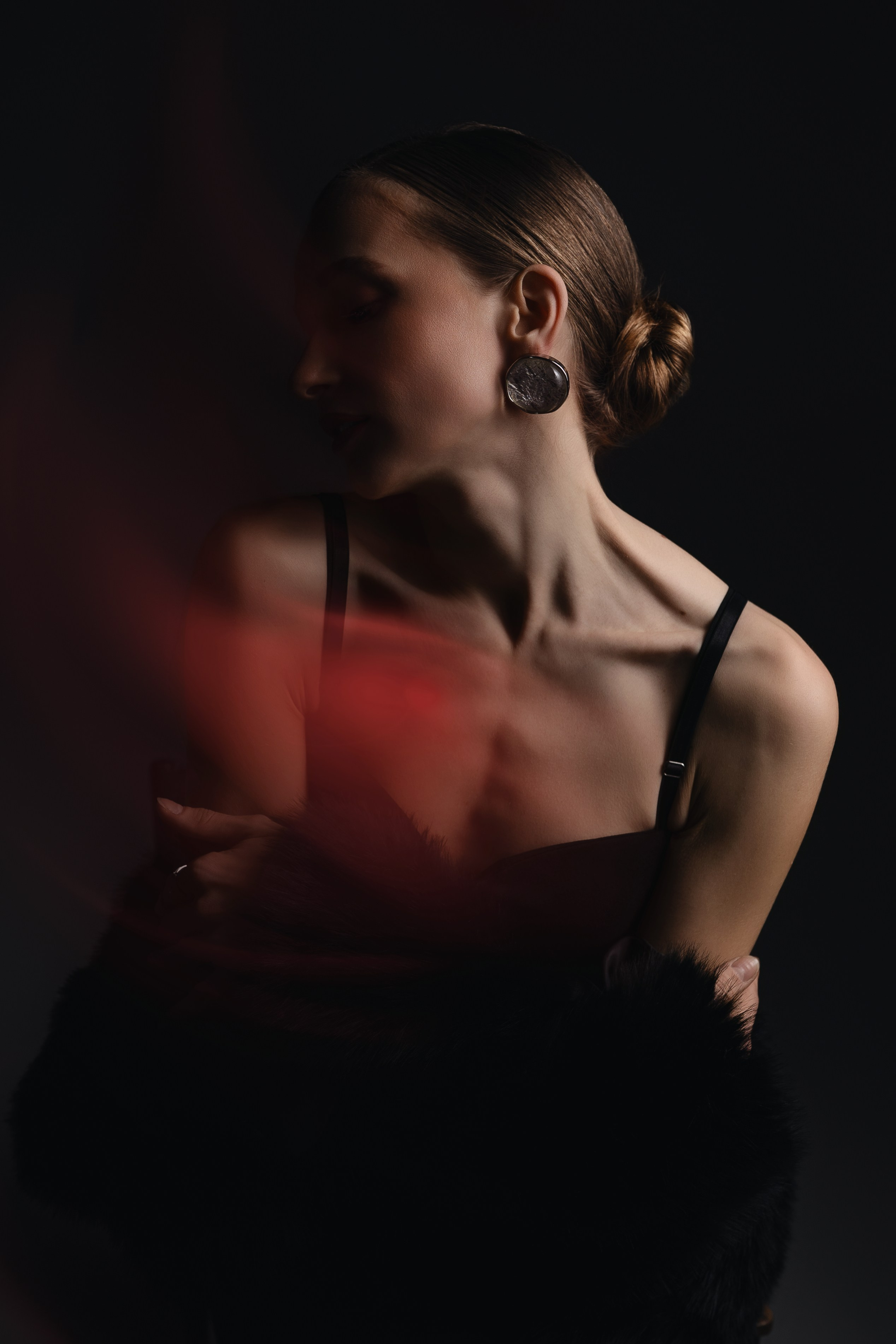 London Portrait Session with Soft Lighting – A close-up portrait captured with soft, flattering lighting in a London studio.