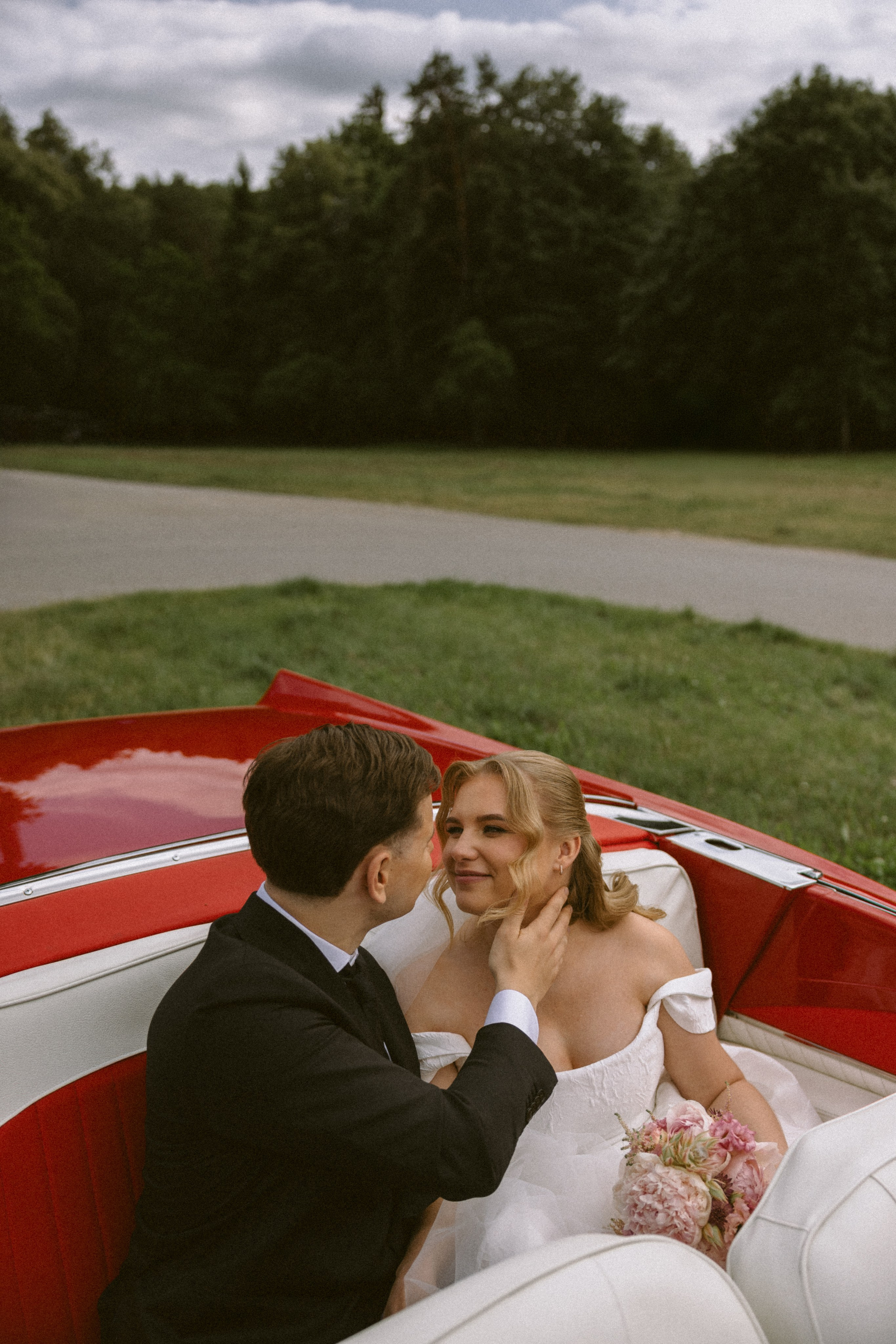 Paulina ir Deivydas | vestuvės Vynvytyje | Kaunas 2025. Vestuvių ir šeimų fotografė Lena Bondarenko / belove photo