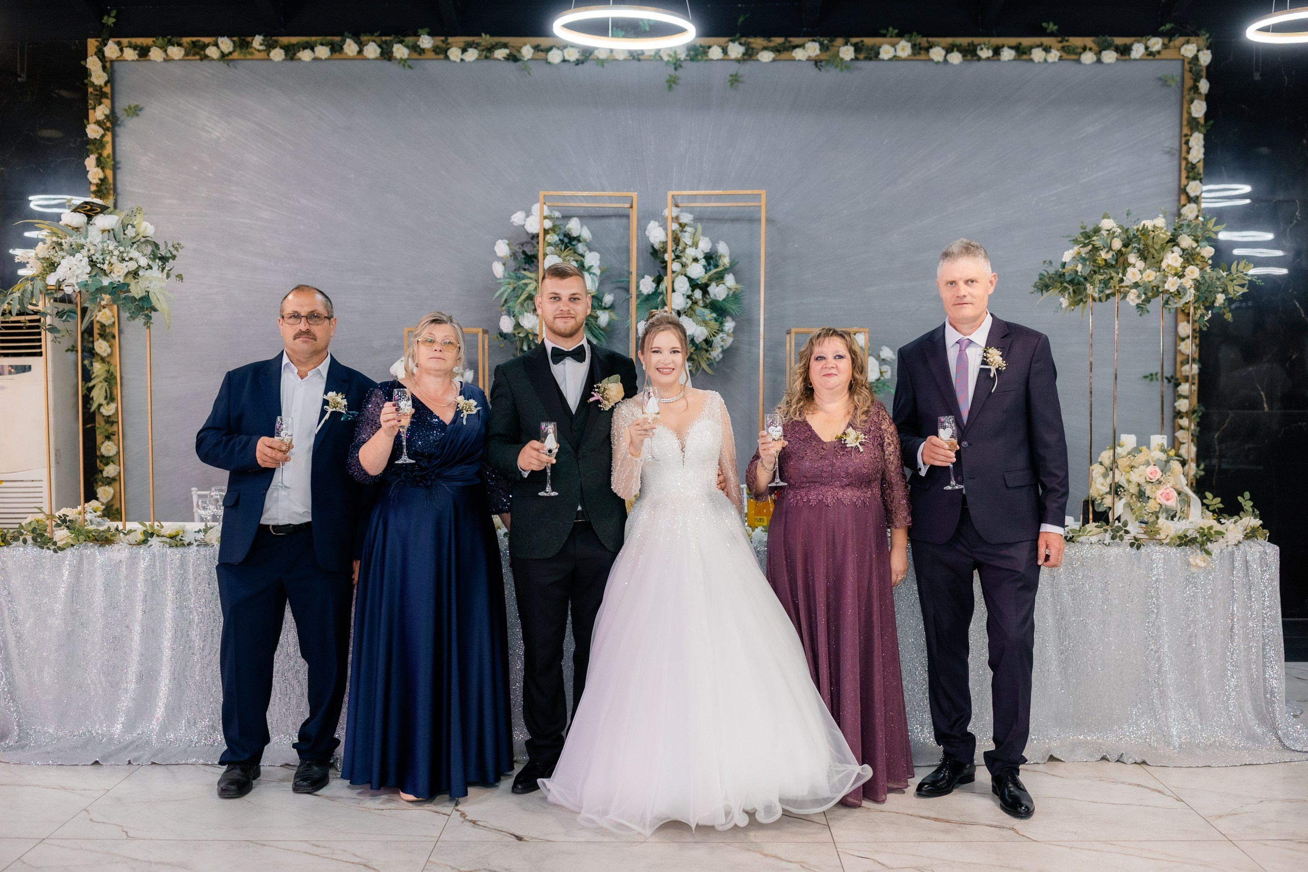 * fotograf stare civilă Siret* fotograf Bucovina* fotograf nuntă Suceava* fotograf Iași Botoșani* stare civilă tradițională* ie românească nuntă* AlinoFotoStudio* fotograf Andrei și Andreea- Alin Chirilă fotograf – stare civilă Siret, Suceava, Andrei și Andreea în ie tradițională, poveste spusă prin fotografiefotograf stare civilă Siret Suceava Alin Chirilă – miri îmbrăcați în costum tradițional bucovineanAlin Chirilă fotograf nuntă Siret Suceava – stare civilă autentică în Bucovina, emoții realefotograf Siret Suceava Alin Chirilă – Andrei și Andreea la starea civilă în ie tradiționalăstare civilă Siret fotograf Alin Chirilă – cadre naturale cu miri în costum popular din Bucovinafotograf nuntă Siret Suceava Alin Chirilă – povestitor prin fotografie, moment emoționant la starea civilăAlin Chirilă fotograf stare civilă Siret – iubire autentică surprinsă în stil documentarfotograf Bucovina Siret Alin Chirilă – stare civilă în ie tradițională, cadre pline de emoțieAlin Chirilă fotograf Suceava – Andrei și Andreea spun DA la starea civilă în Siretfotograf stare civilă Suceava Siret Alin Chirilă – poveste de iubire în stil tradițional românesc - Alin Chirilă fotograf profesionist, AlinoFotoStudio, fotograf evenimente Siret, Suceava County, Iași, Bacău County, Botoșani, Neamț County, fotograf nunți, botezuri, cununii civile, portrete și momente autentice surprinse elegant.- Alin Chirilă surprinde momente elegante de nuntă și evenimente speciale prin AlinoFotoStudio, fotograf disponibil în Siret, Suceava County, Iași, Bacău County, Botoșani și Neamț County, specializat în nunți, botezuri și cununii civile. - Alin Chirilă fotograf profesionist, AlinoFotoStudio, fotograf nuntă și evenimente în Siret, Suceava, Iași, Bacău, Botoșani și Piatra Neamț, fotograf nunți, botezuri, cununie civilă, ședințe foto, trash the dress, logodnă, familie, portrete și fotografii autentice. - AlinoFotoStudio by Alin Chirilă, fotograf evenimente premium în Suceava County, Iași County, Bacău County, Botoșani County și Neamț County, fotograf de familie, fotograf ceremonii religioase, petreceri și momente emoționante. - Alin Chirilă fotograf, povestitor prin fotografie, servicii foto profesionale pentru mireasă, mire, pregătiri nuntă, biserică, restaurant, valsul mirilor, tradiții românești și amintiri de neuitat în Moldova.