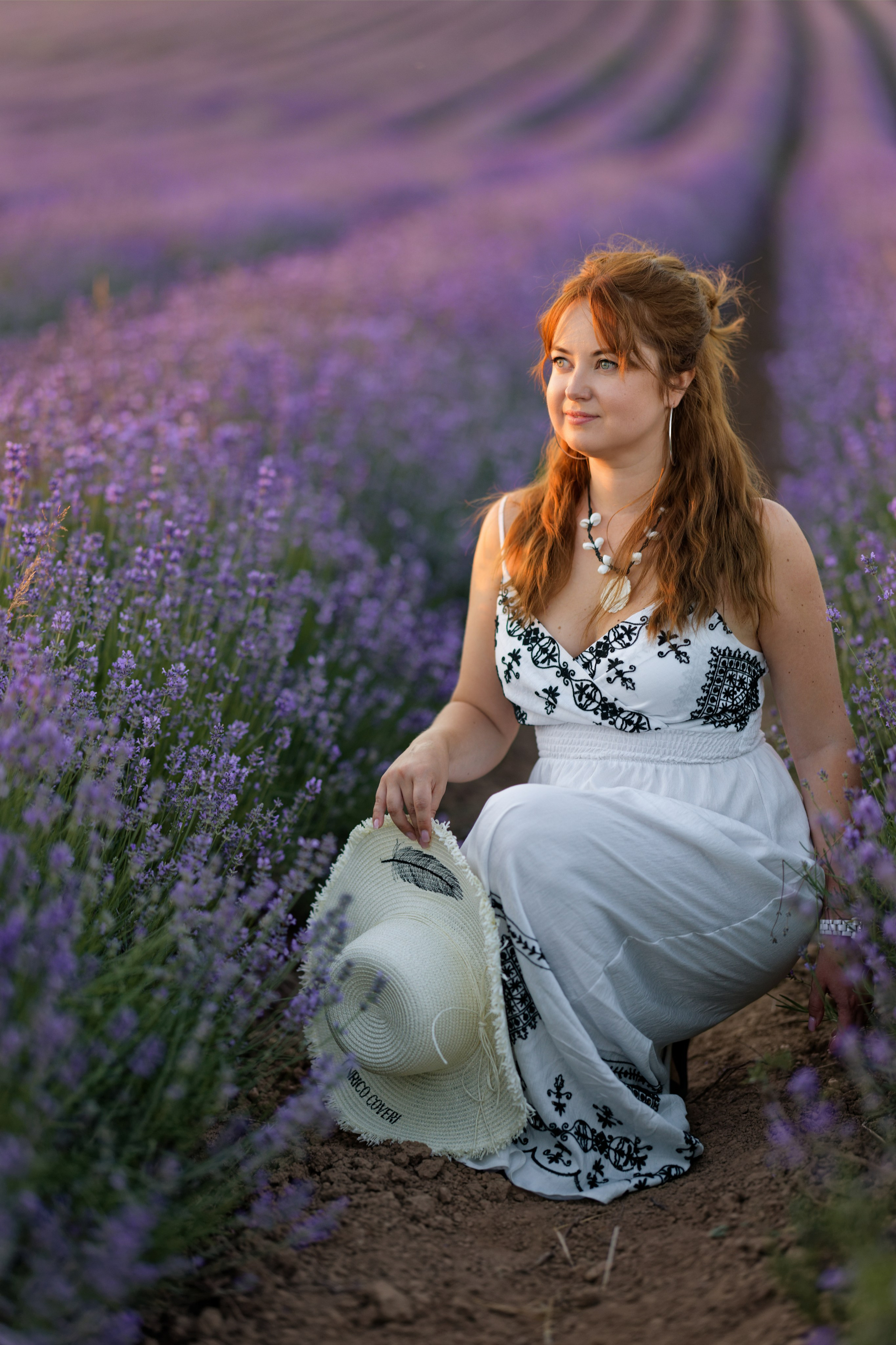 Lavander fild. Wedding and reportage photographer in Munich, Regensburg, Bavaria & all across Germany — LORAN Media