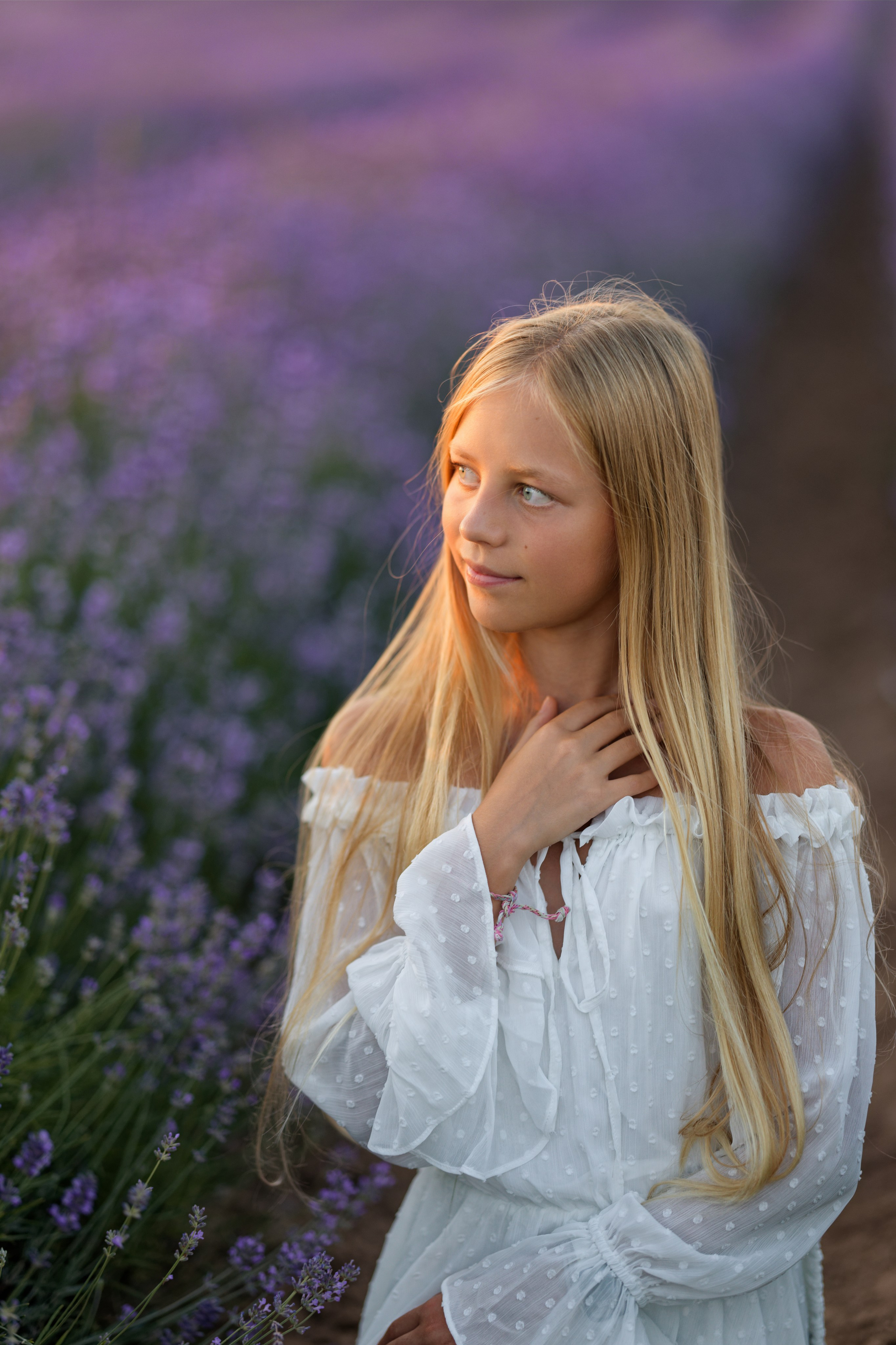 Lavander fild. ADELINA. Wedding and reportage photographer in Munich, Regensburg, Bavaria & all across Germany — LORAN Media