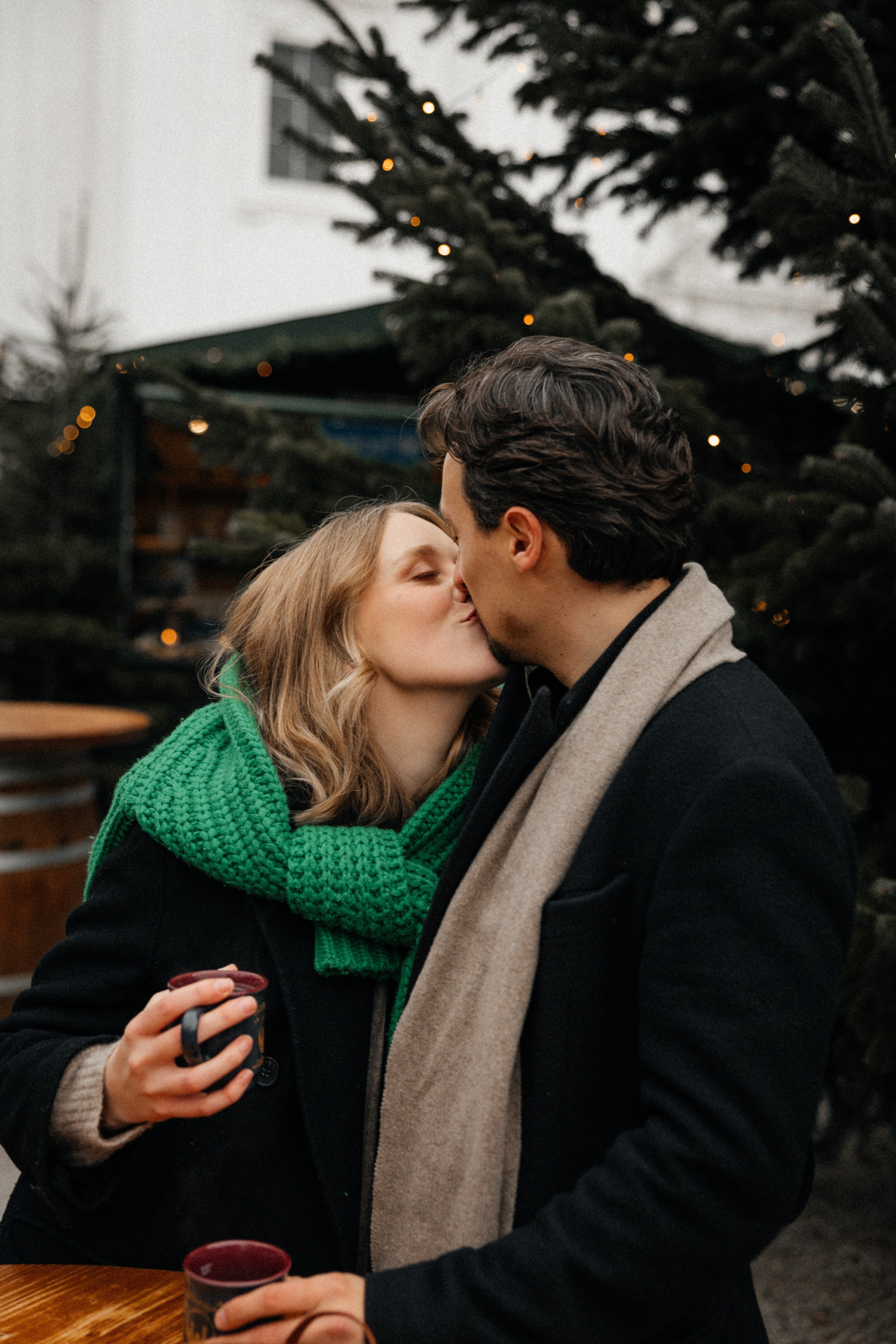 Stas und Lucia. Wedding and reportage photographer in Munich, Regensburg, Bavaria & all across Germany — LORAN Media