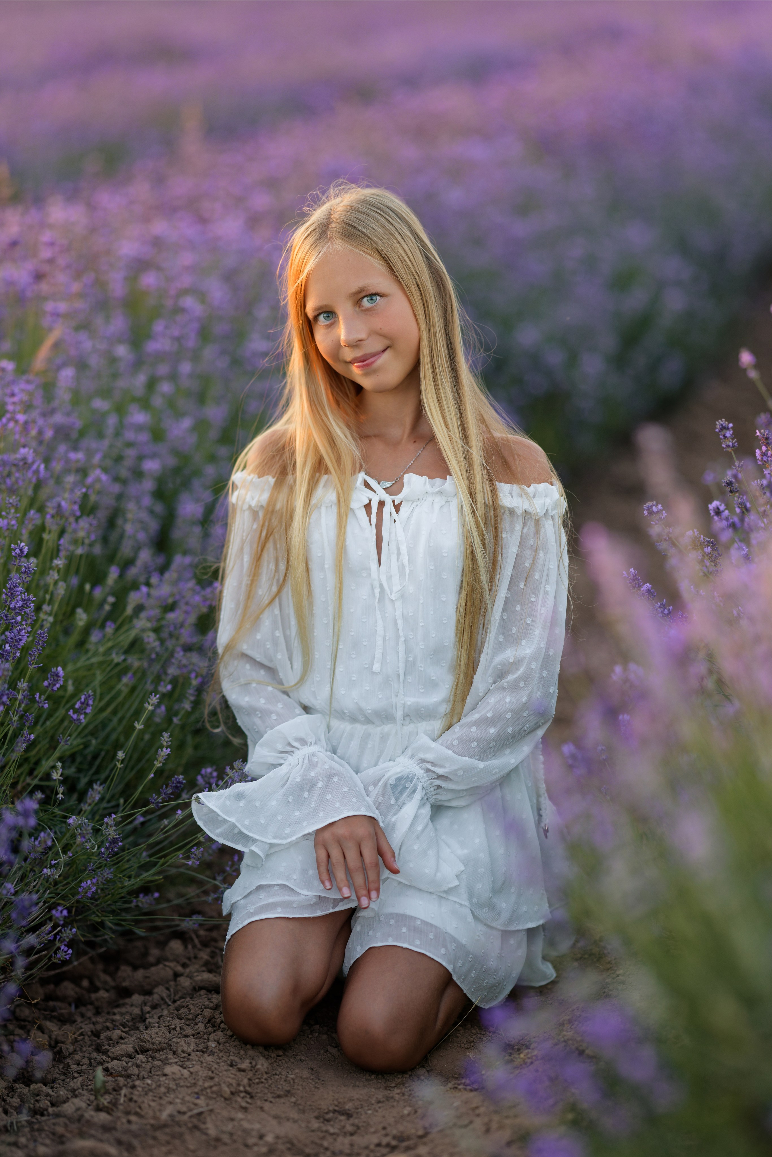 Lavander fild. ADELINA. Wedding and reportage photographer in Munich, Regensburg, Bavaria & all across Germany — LORAN Media