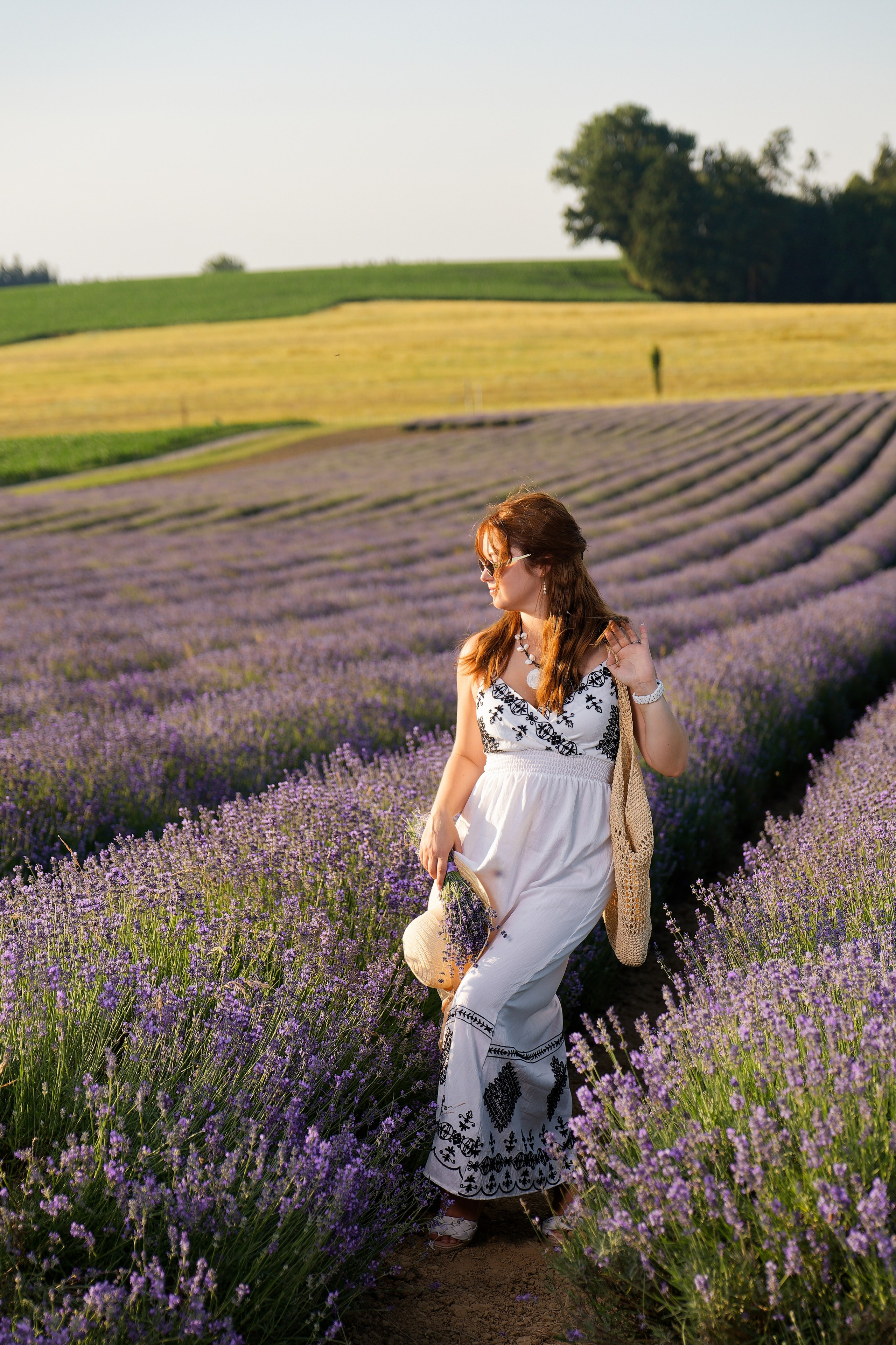 Lavander fild. Wedding and reportage photographer in Munich, Regensburg, Bavaria & all across Germany — LORAN Media