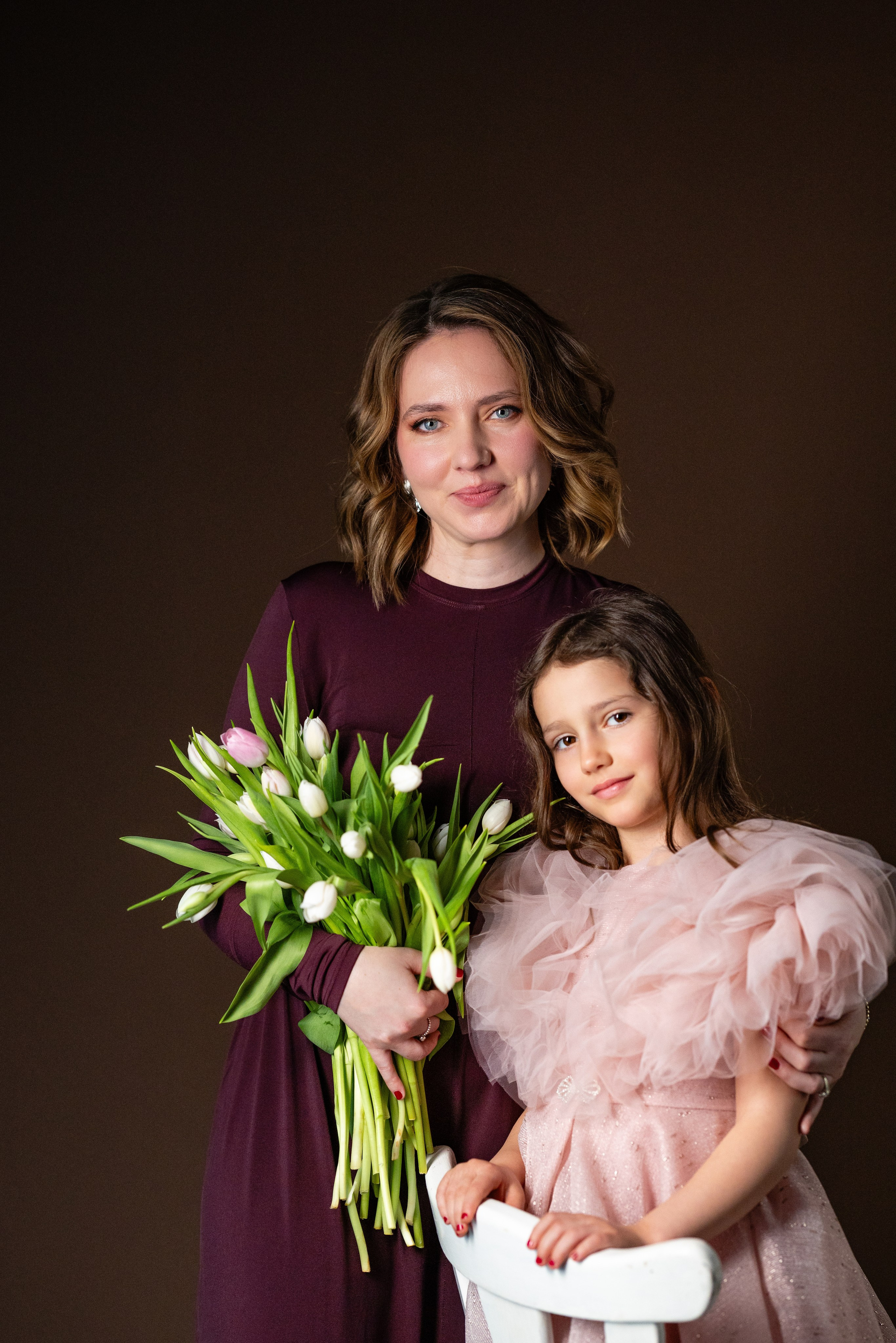Tatiana und Tochter. Wedding and reportage photographer in Munich, Regensburg, Bavaria & all across Germany — LORAN Media