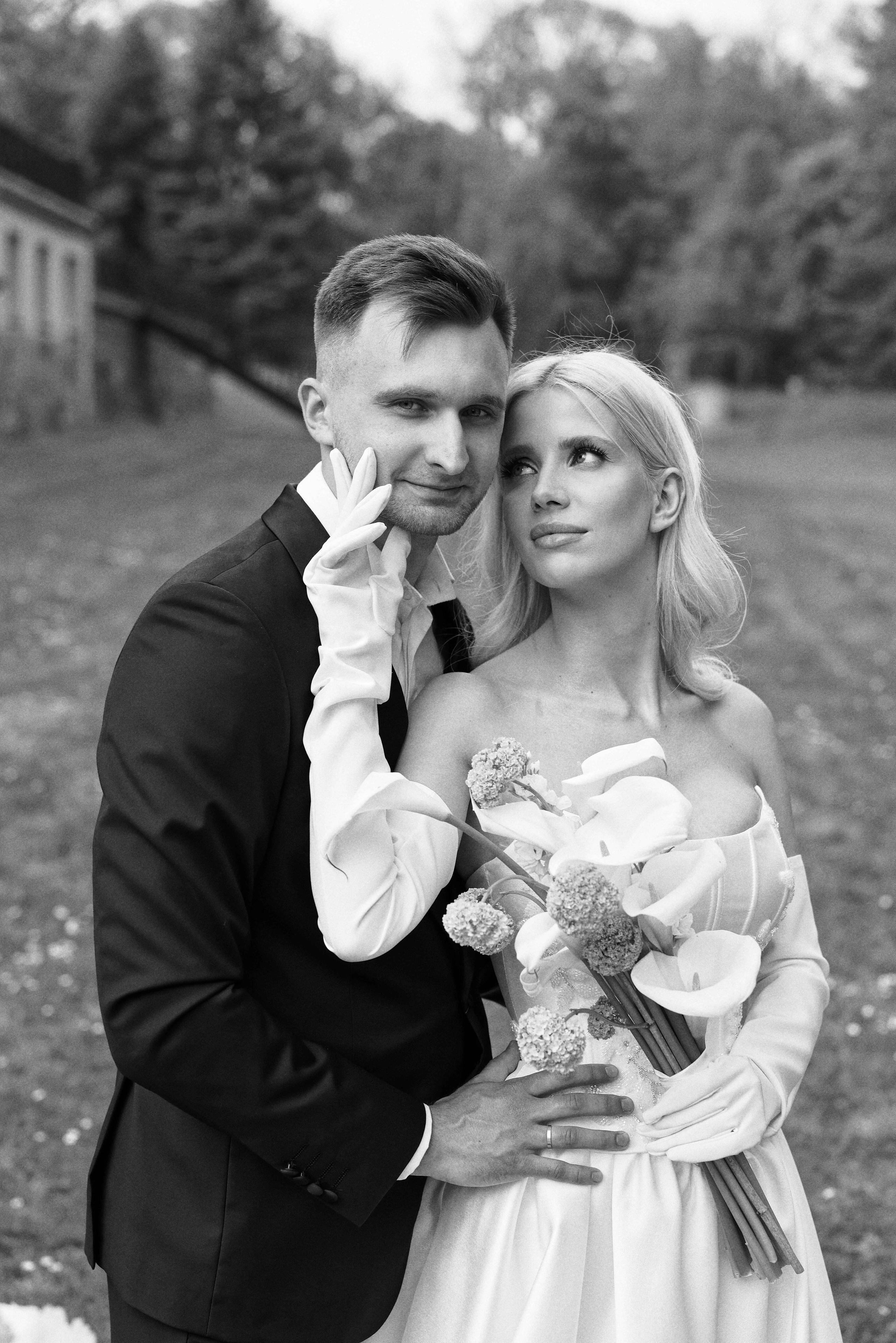 Elegante Schloss-Hochzeit. Свадебный и репортажный фотограф в Мюнхене, Регенсбурге, Баварии и по всей Германии — LORAN MEDIA