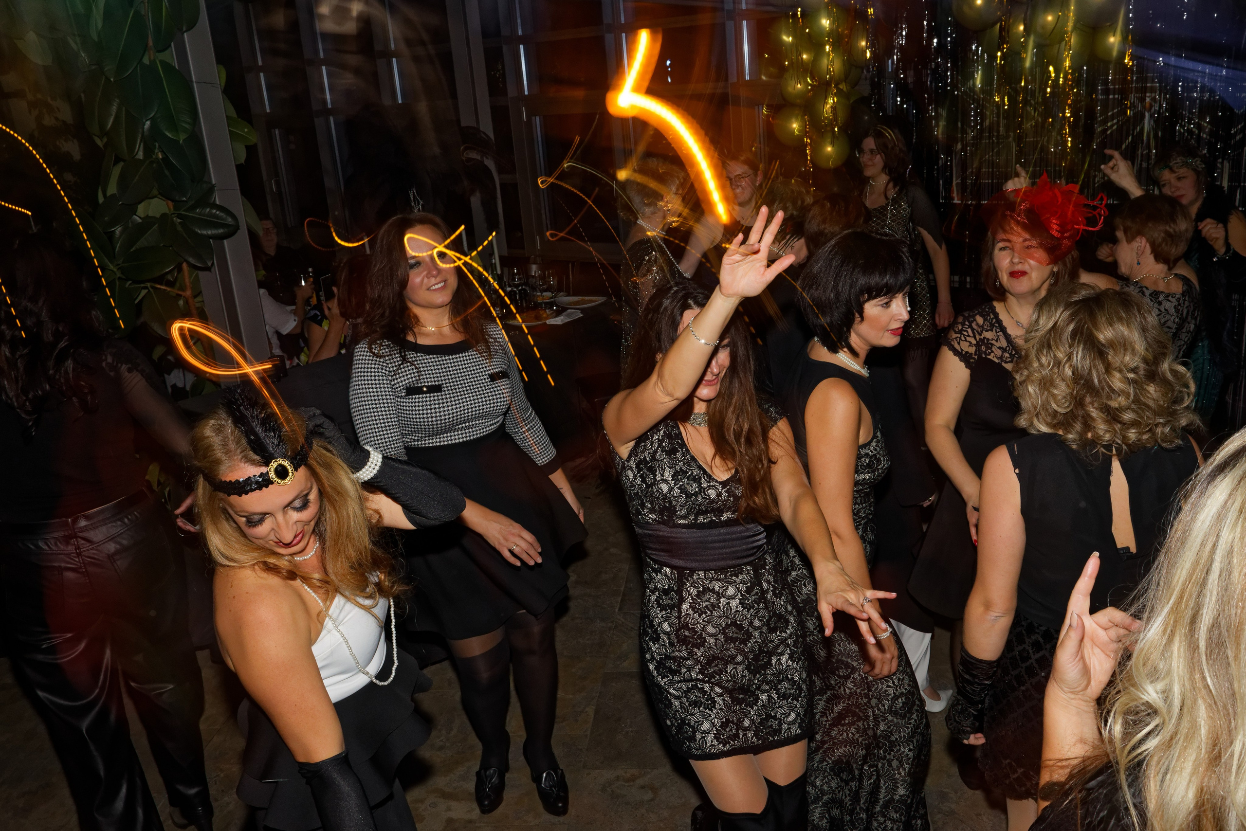 Gatsby-Party. Olala. 24.10. Hochzeits- und Reportagefotograf in München, Bayern, Deutschland. LORAN MEDIA