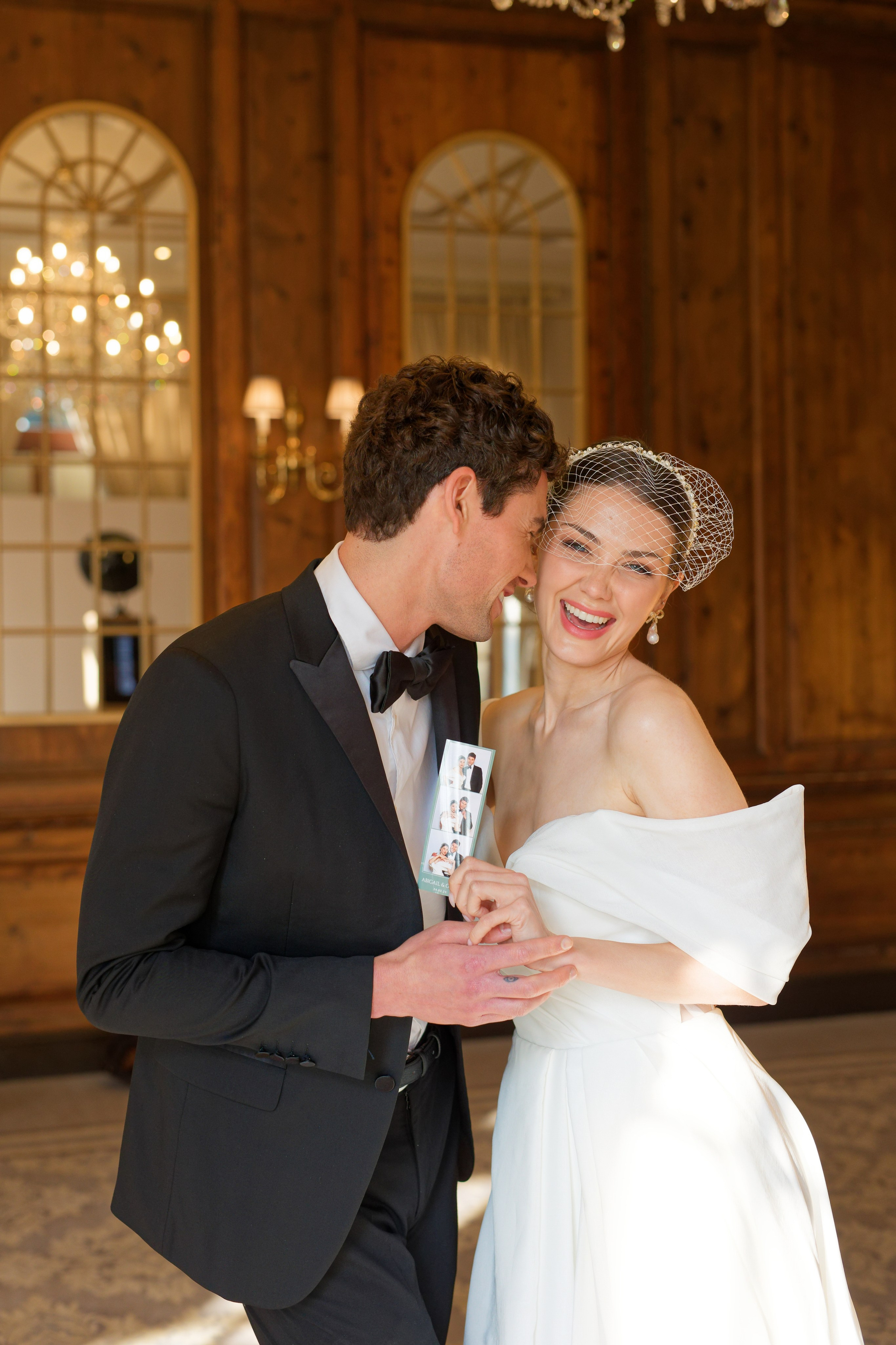 Elegante Hochzeit Abigail und Gavin. Hochzeits- und Reportagefotograf in München, Bayern, Deutschland. LORAN MEDIA
