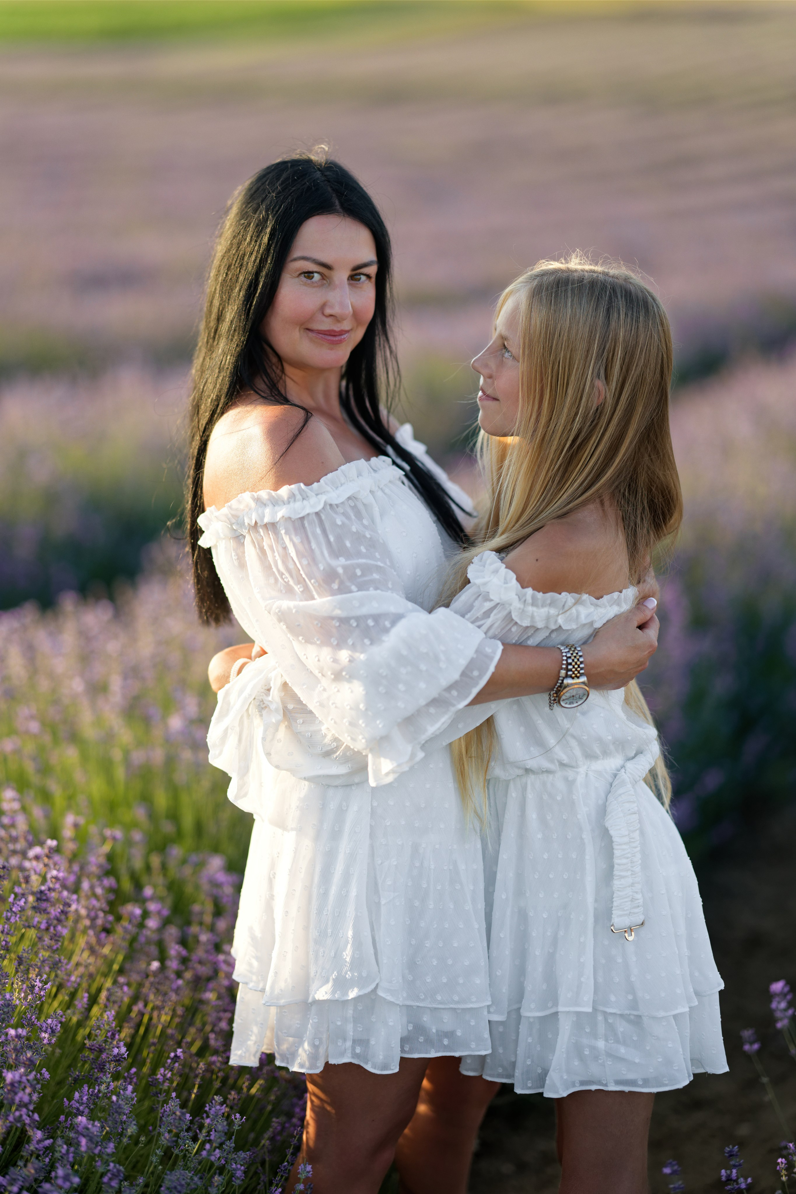 Lavander fild. ADELINA. Wedding and reportage photographer in Munich, Regensburg, Bavaria & all across Germany — LORAN Media