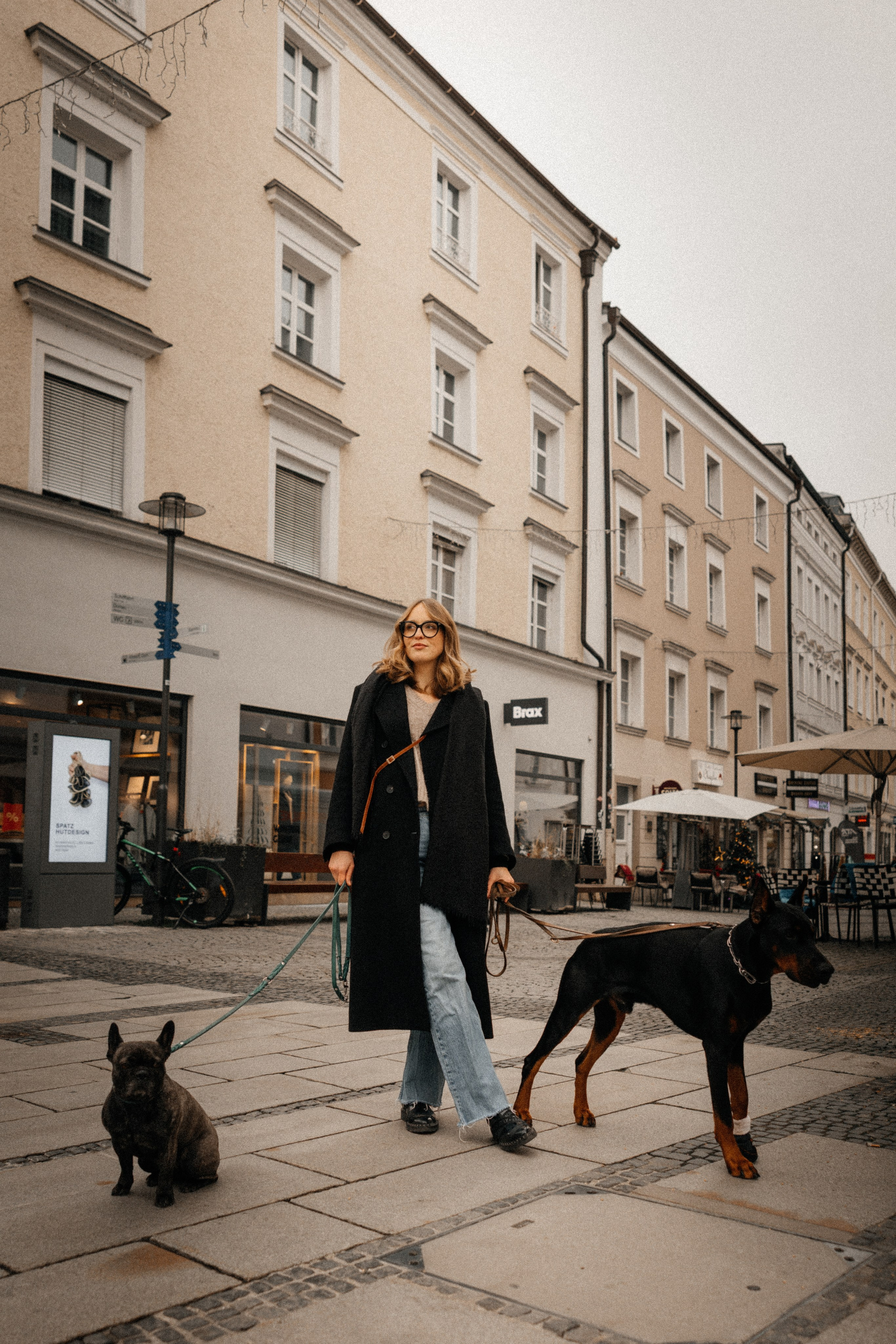 Stas und Lucia. Wedding and reportage photographer in Munich, Regensburg, Bavaria & all across Germany — LORAN Media