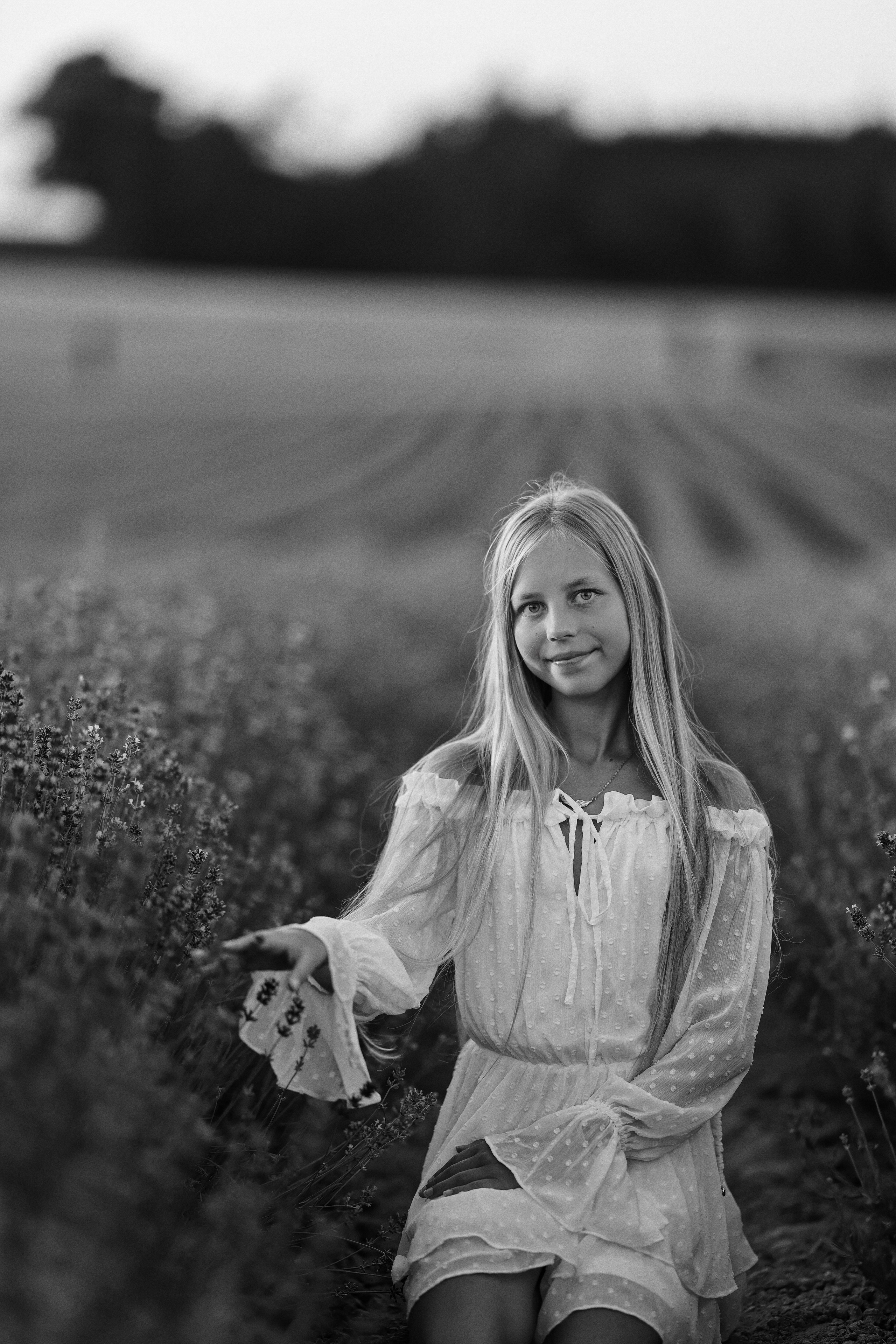 Lavander fild. ADELINA. Wedding and reportage photographer in Munich, Regensburg, Bavaria & all across Germany — LORAN Media