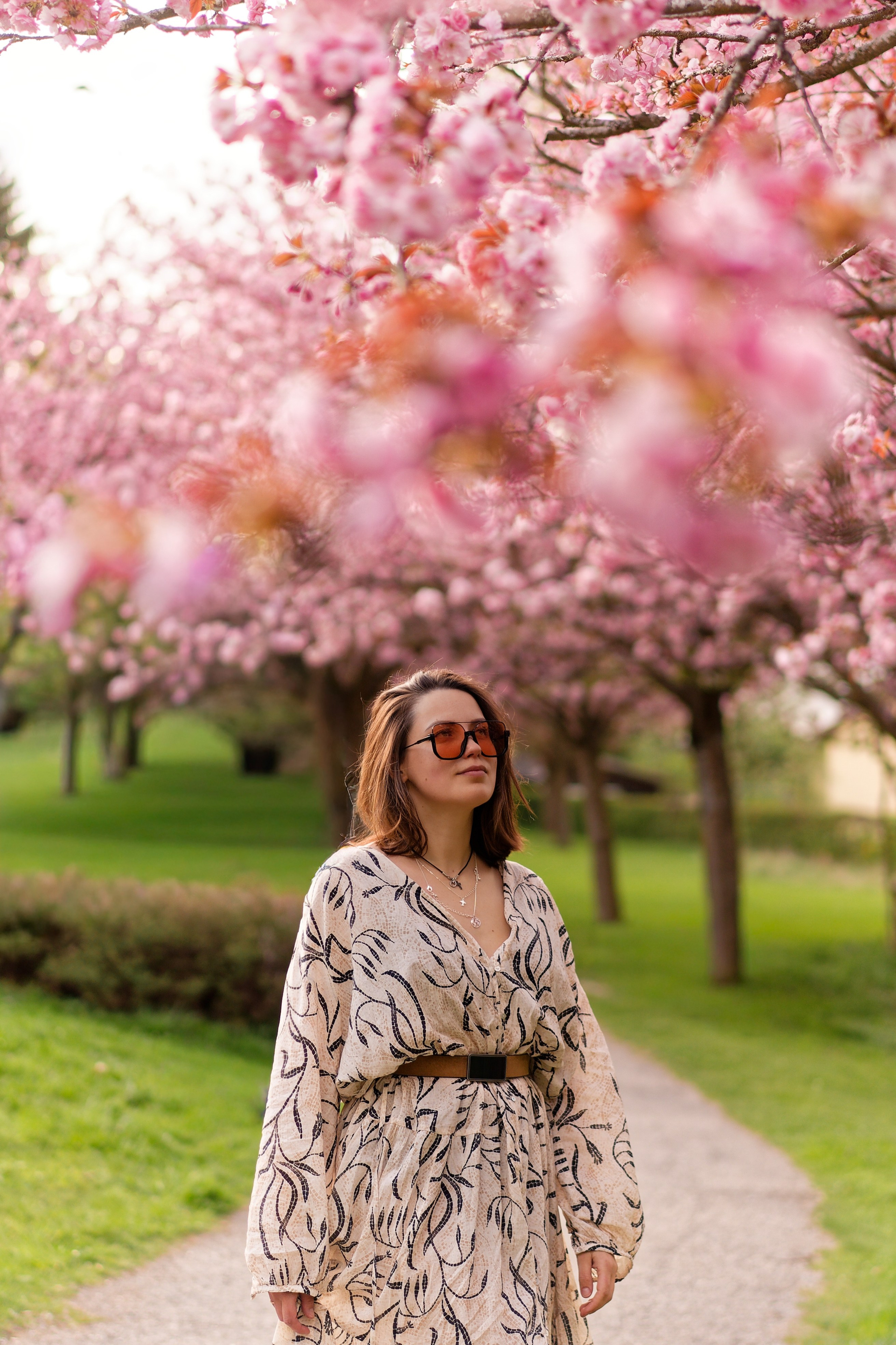Kirschblüten-Familienshooting. Весільний та репортажний фотограф у Мюнхені, Баваріі та по всій Німеччині – LORAN Media