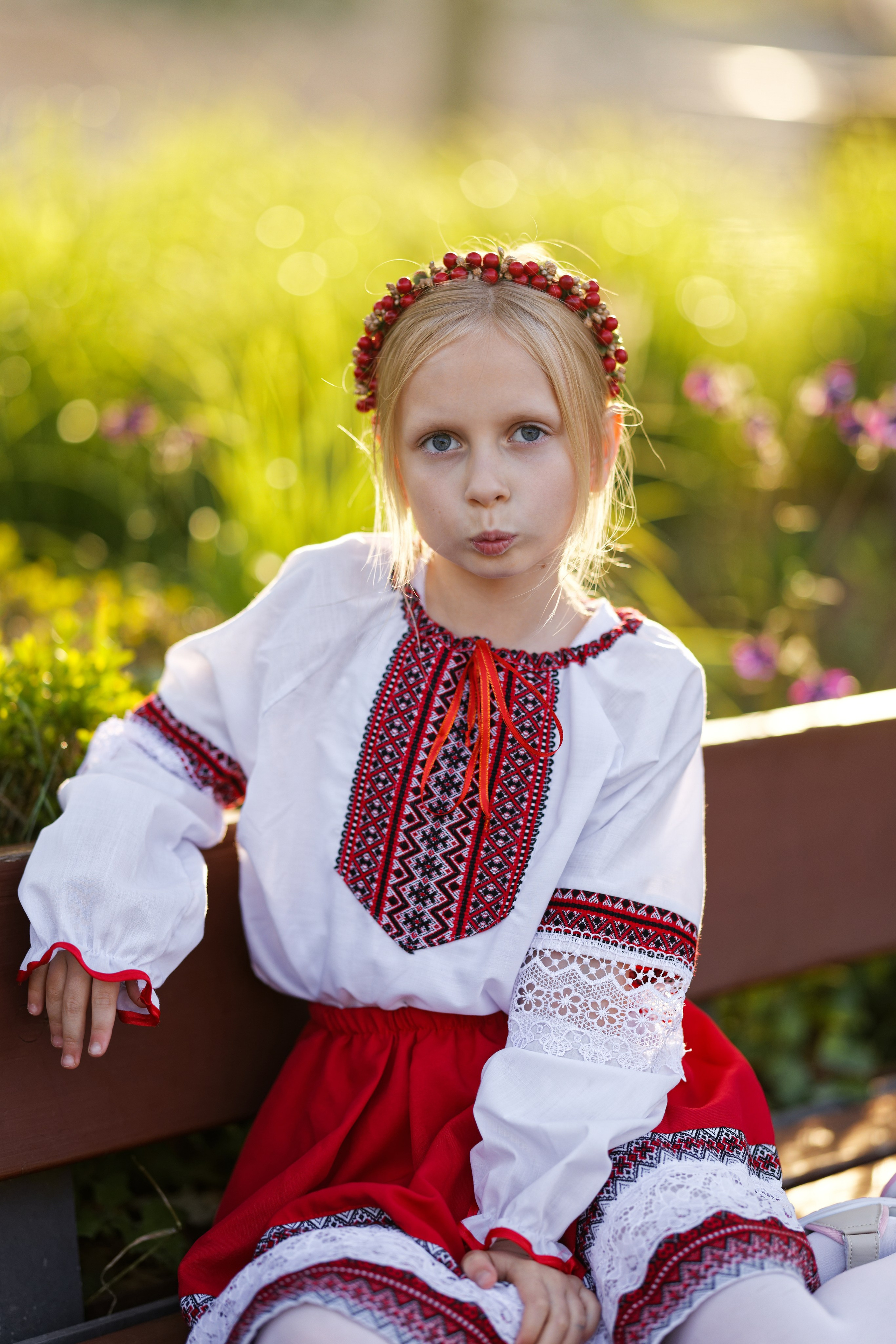 Lachen & Liebe. Wedding and reportage photographer in Munich, Regensburg, Bavaria & all across Germany — LORAN Media