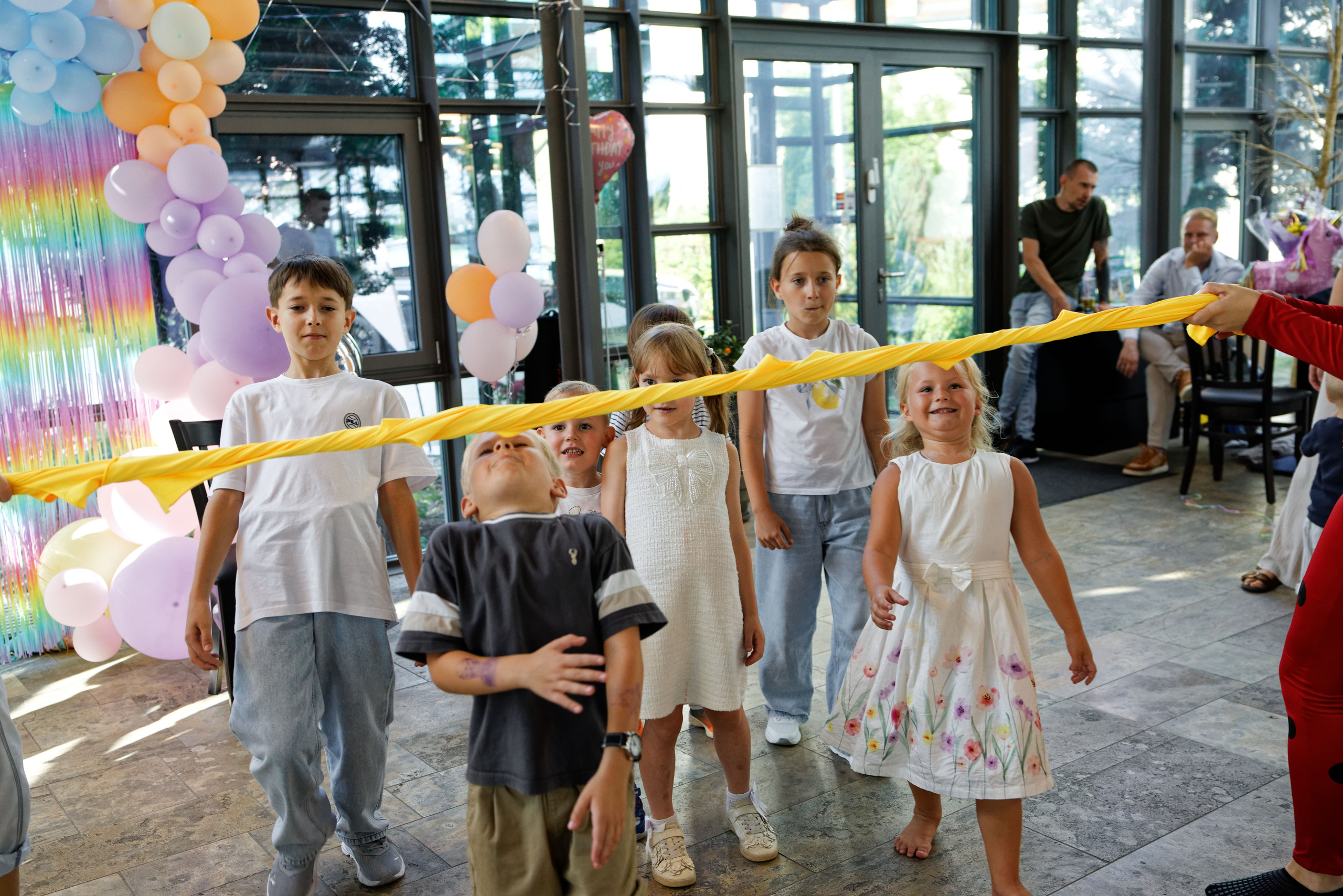 Olivias Geburtstag. Wedding and reportage photographer in Munich, Regensburg, Bavaria & all across Germany — LORAN Media
