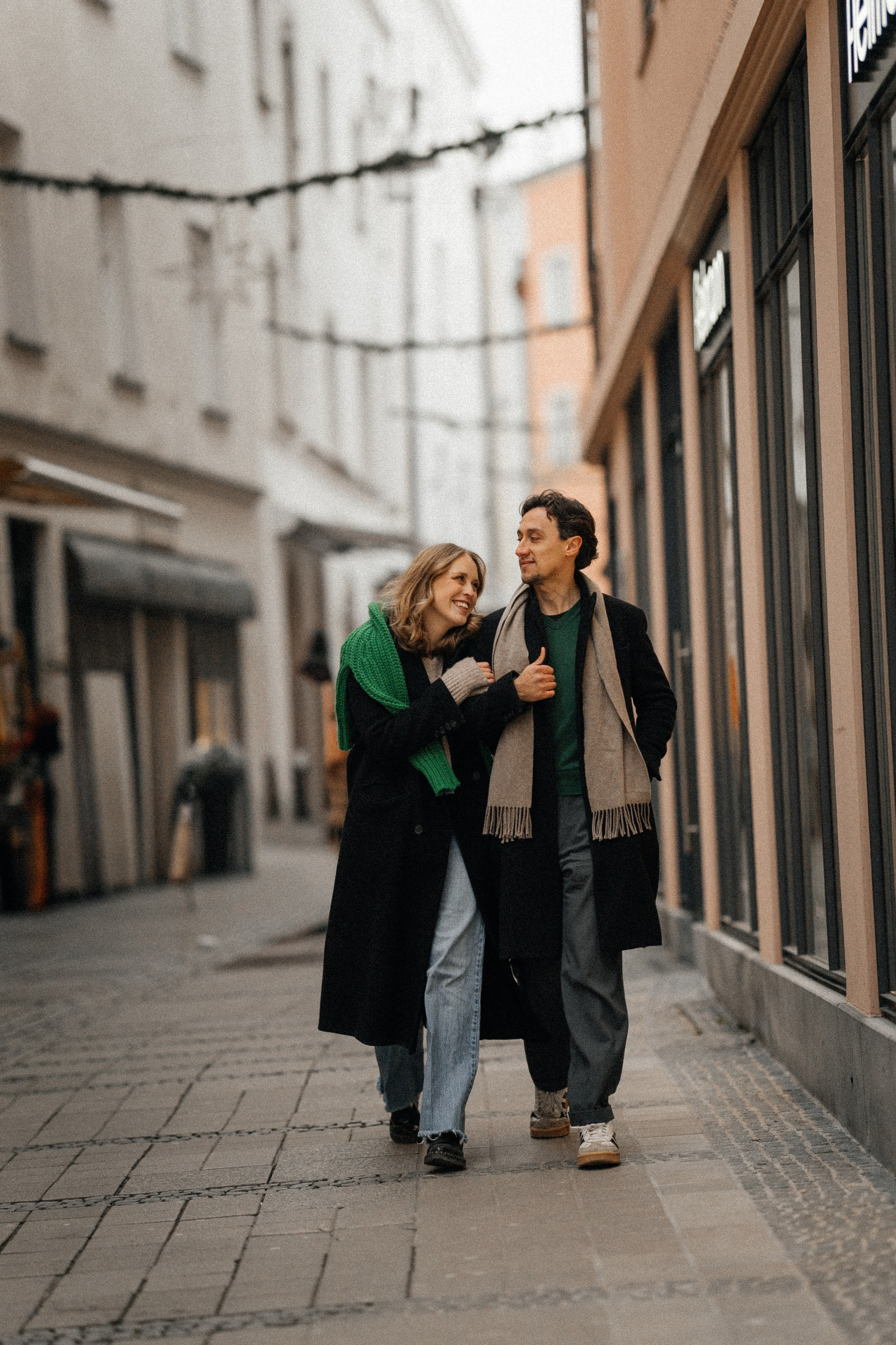 Stas und Lucia. Wedding and reportage photographer in Munich, Regensburg, Bavaria & all across Germany — LORAN Media
