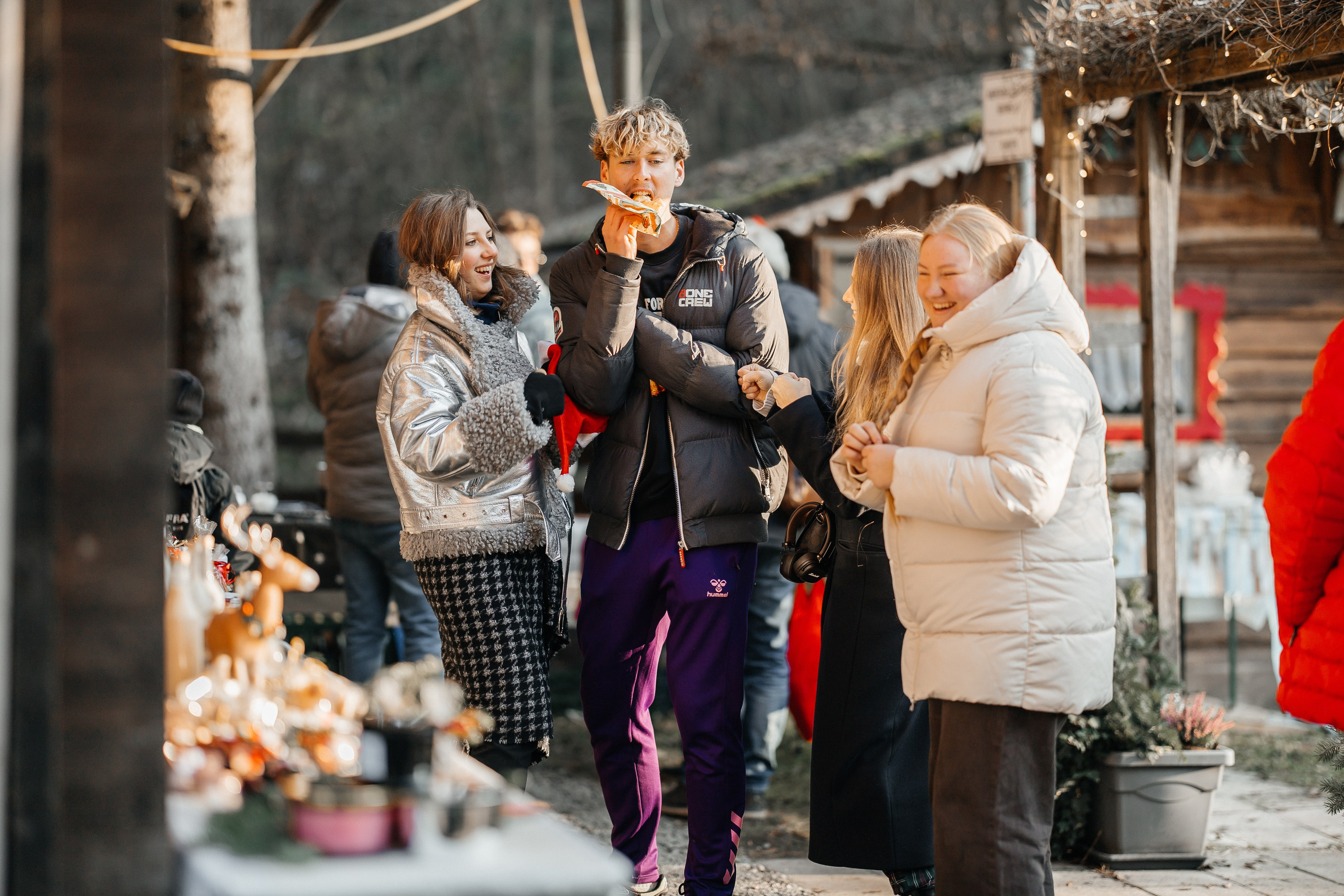Das Weihnachtsfest. Весільний та репортажний фотограф у Мюнхені, Баваріі та по всій Німеччині – LORAN Media