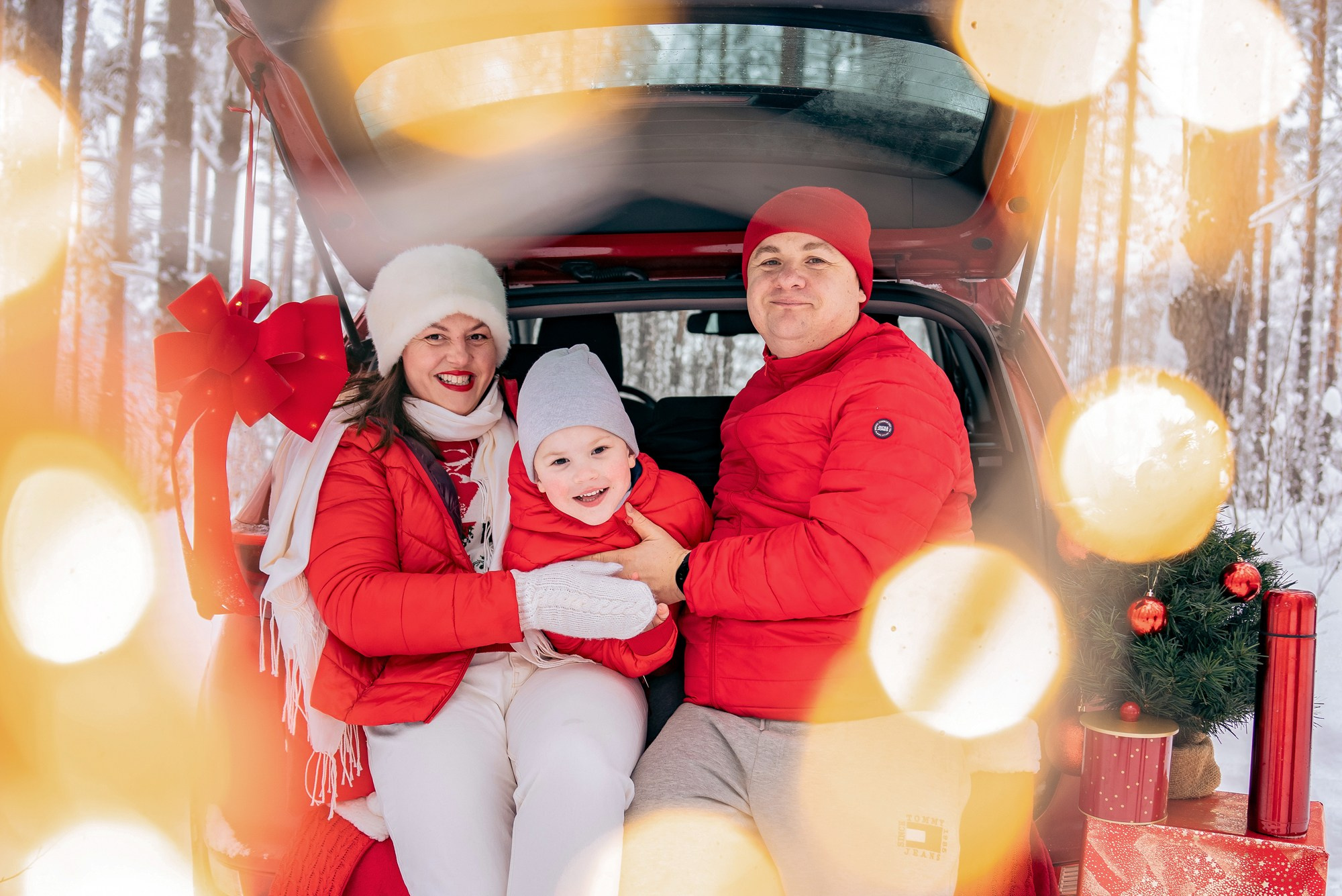 Portait photographer and videographer in Riga, Latvia, Julia Zhitluhina. Visual Artist