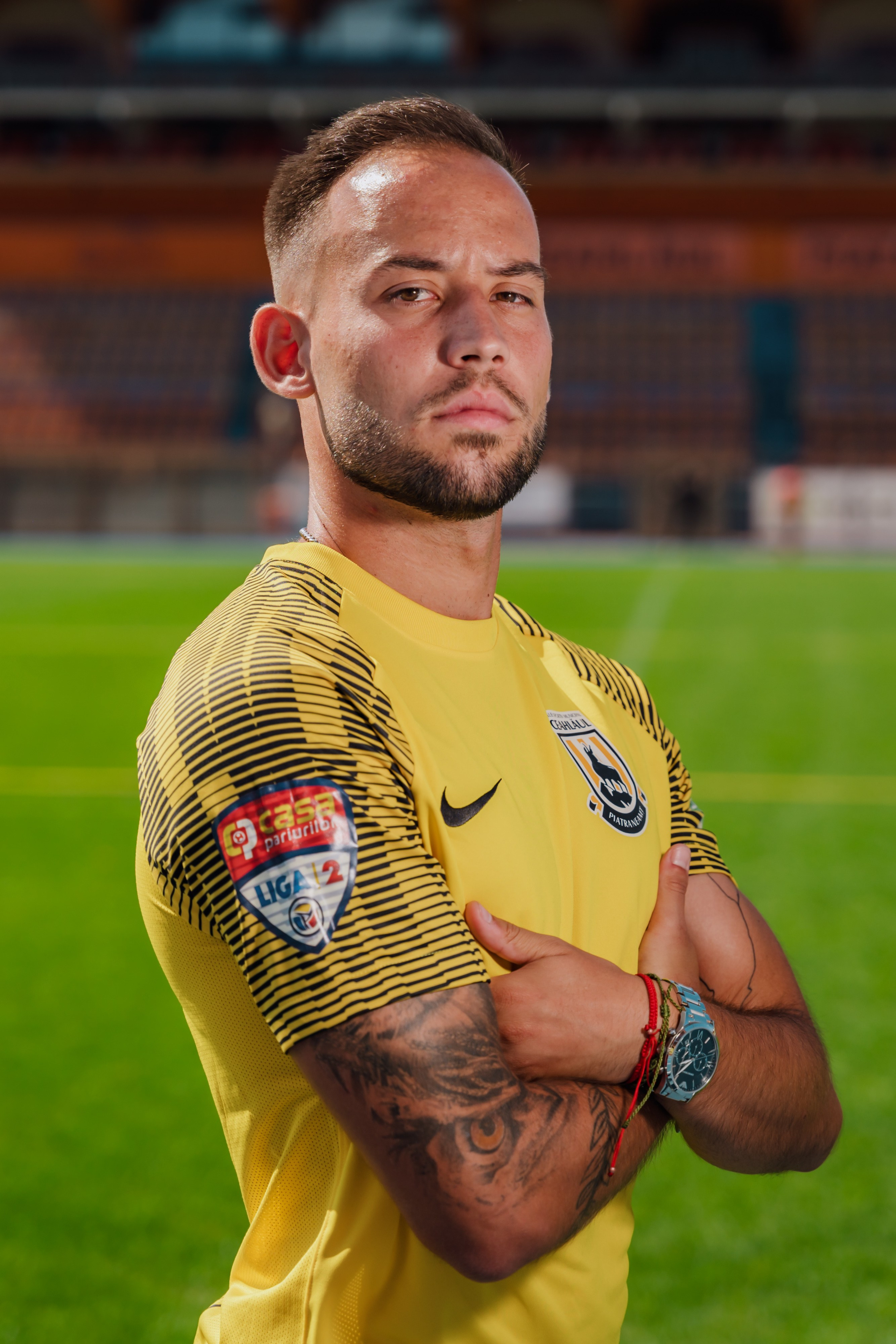 Folha. Dragosbaciuartphotographer