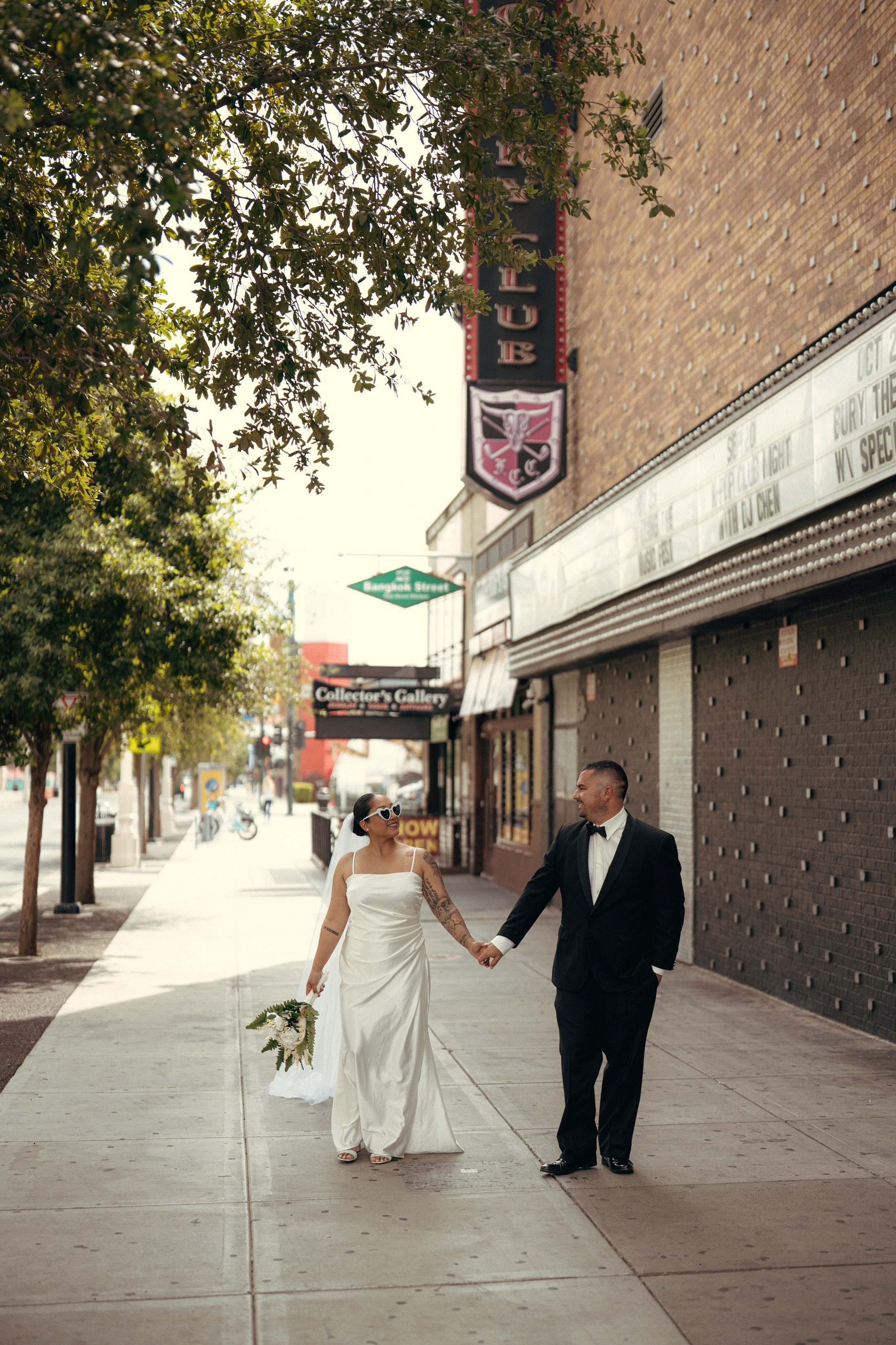 Noelani&Alex. Wedding & elopement photographer Viktoriya Kravtsov. Las Vegas