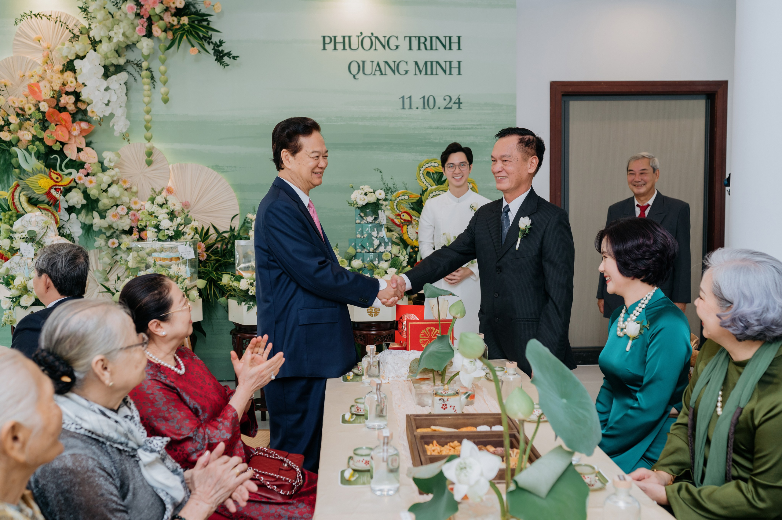 TRINH & MINH / Engagement 11.10.2024. Nhiếp ảnh gia đám cưới hàng đầu tại Thành Phố Hồ Chí Minh
