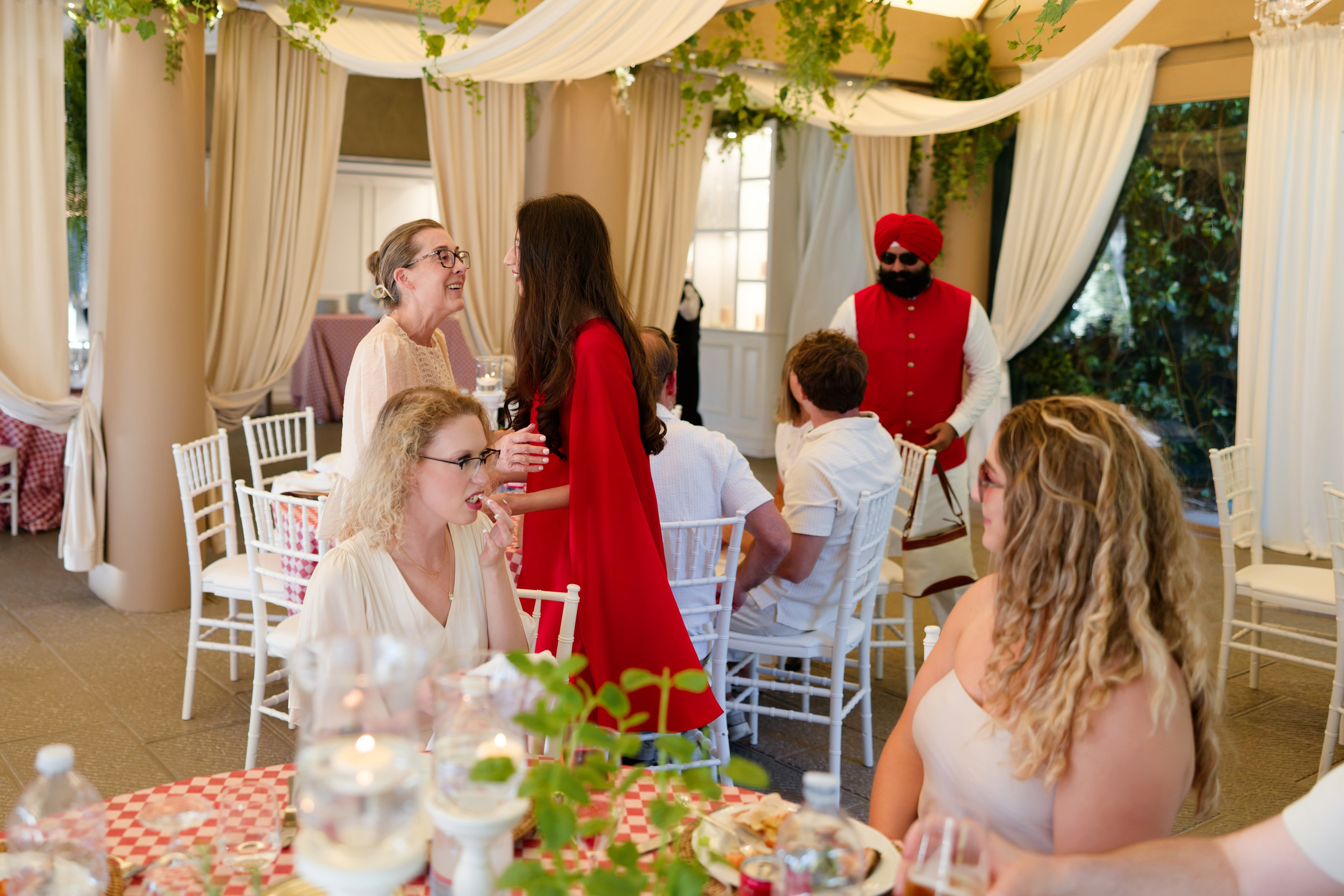 Pizza Party at Tenuta Massini, Florence, Italy. Destination Wedding Photographer — Nikita Burtsev