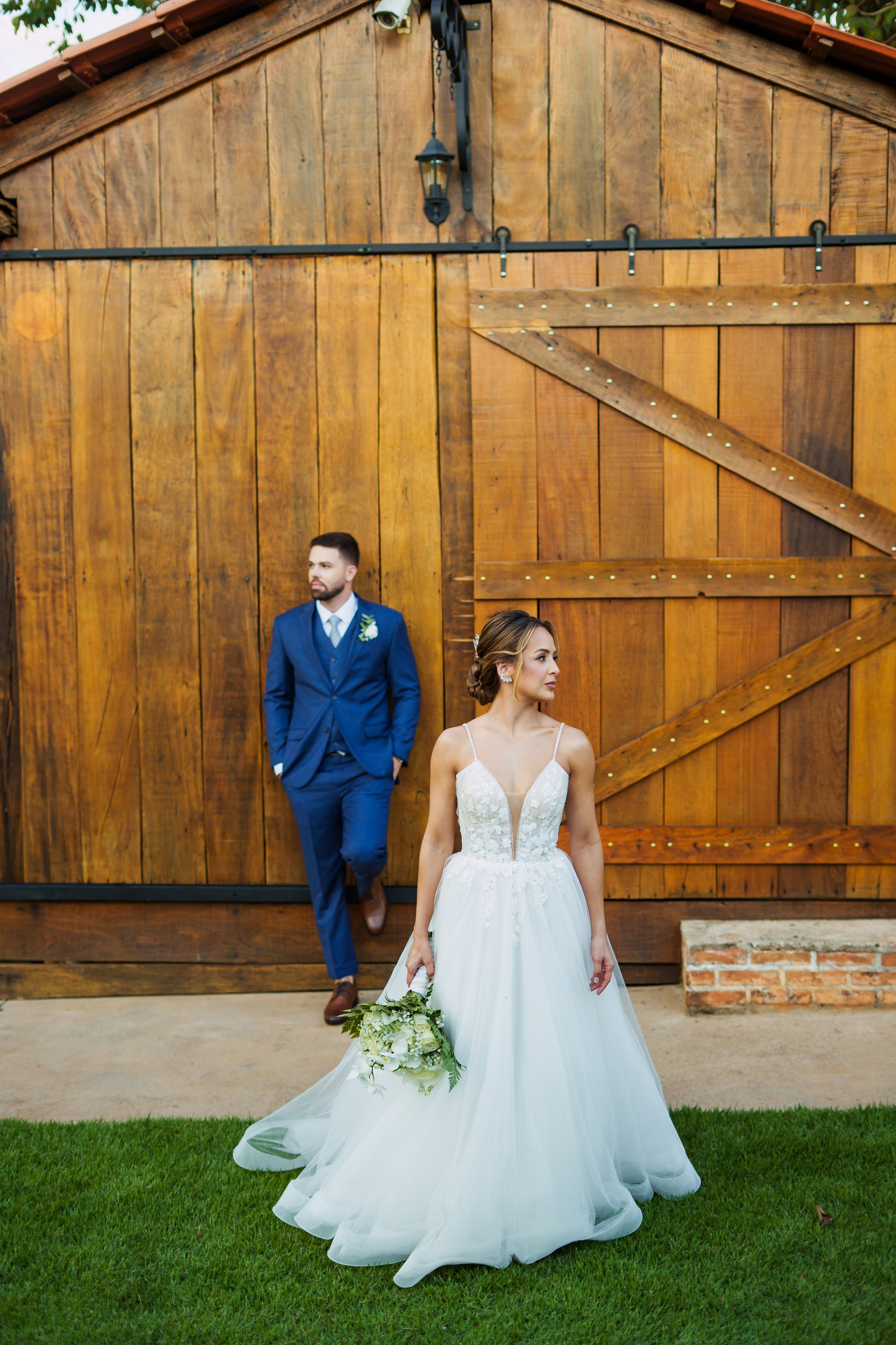 História de Aline & Gabriel. O Casal Dos Noivos