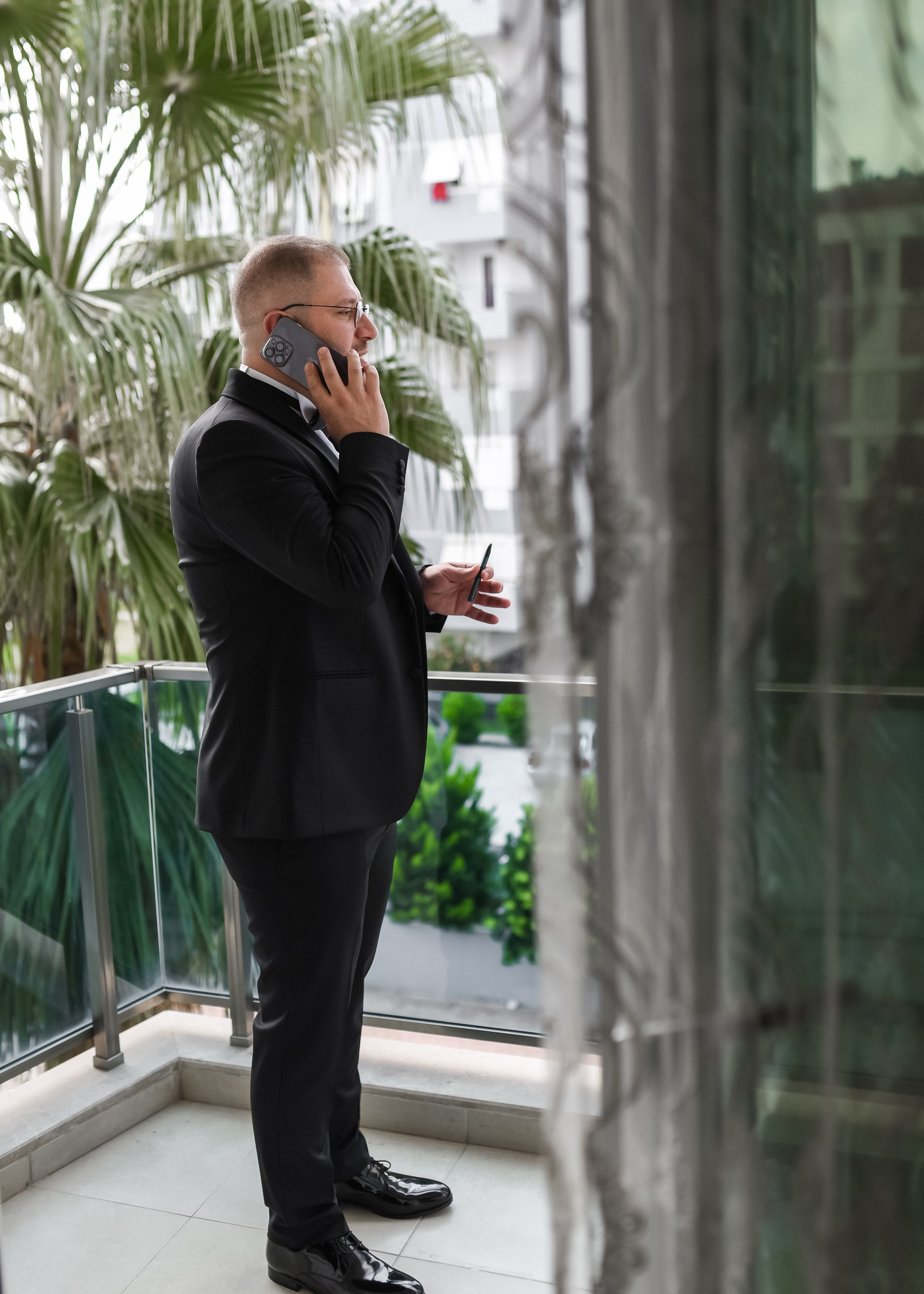 Свадебный фотограф в Анталии. Свадебные фотосессии на море, в отелях и красивых локациях Турции. Живые эмоции и настоящие истории любви.