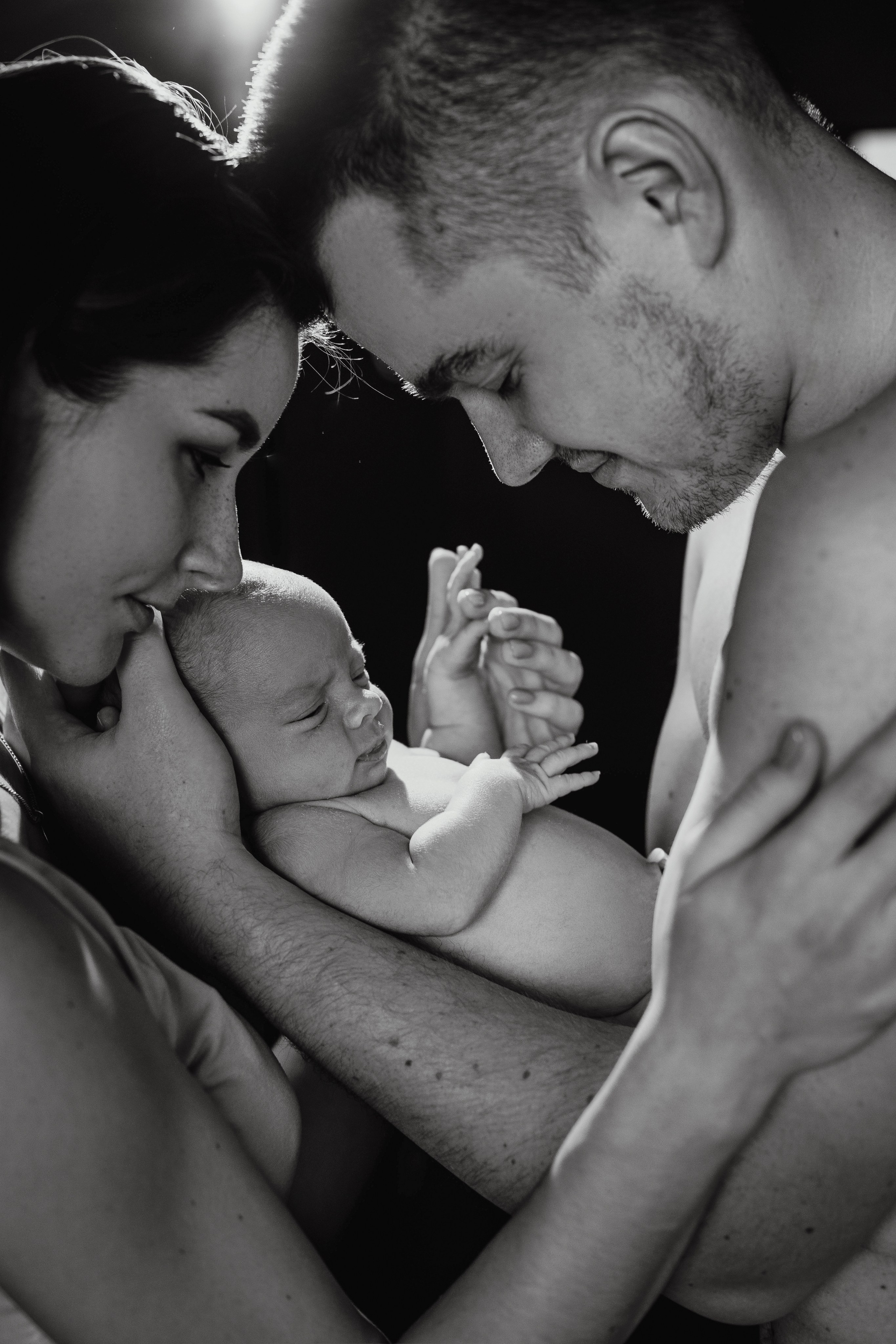 Home Newborn Photography – Candid & Intimate Moments. Alisa Tant — Family and newborn photographer Bucks County, Montgomery county, Philadelphia, NJ