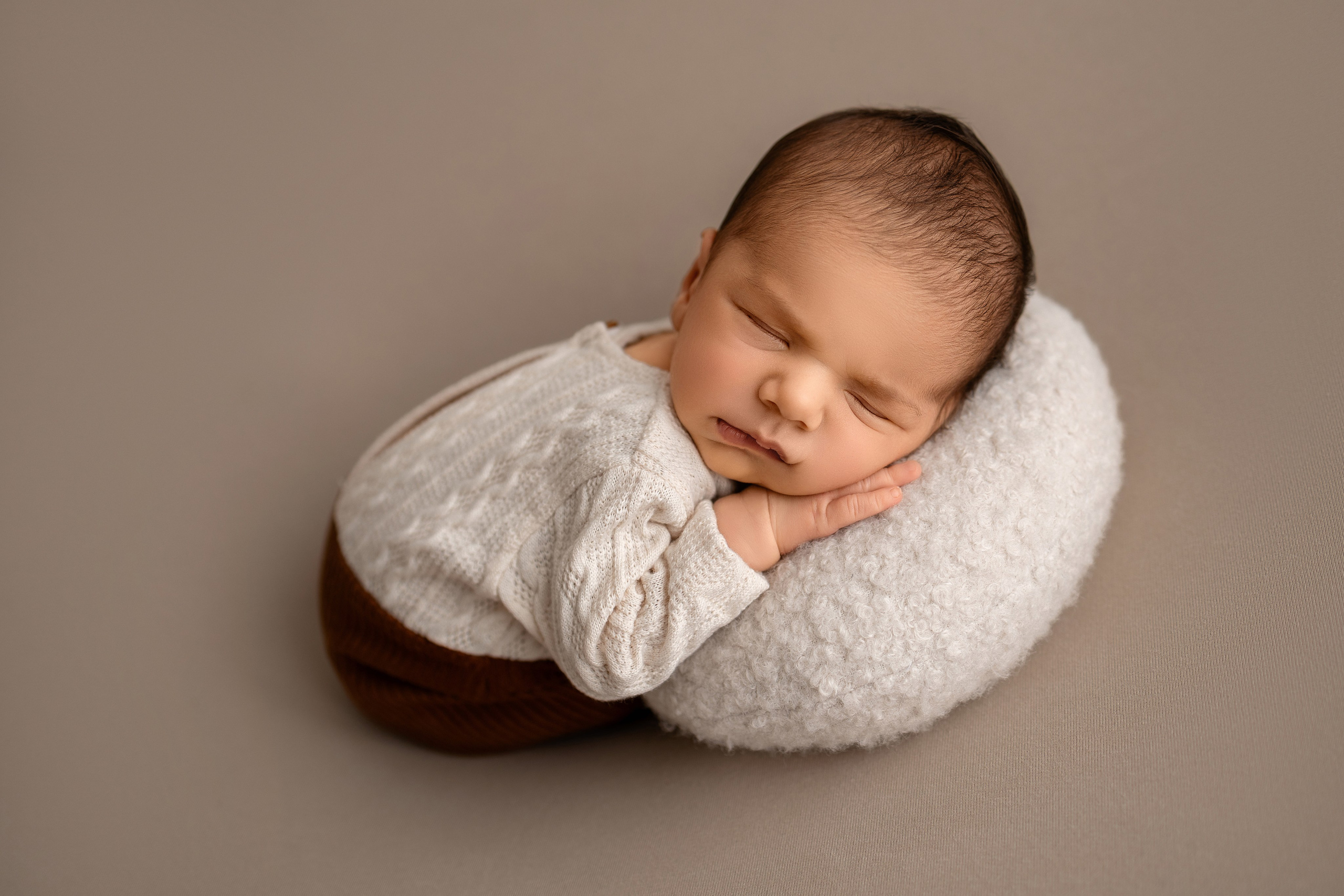 Neugeborene. Neugeborene- Schwangerschaft- und Kinder Fotografin in Lehre