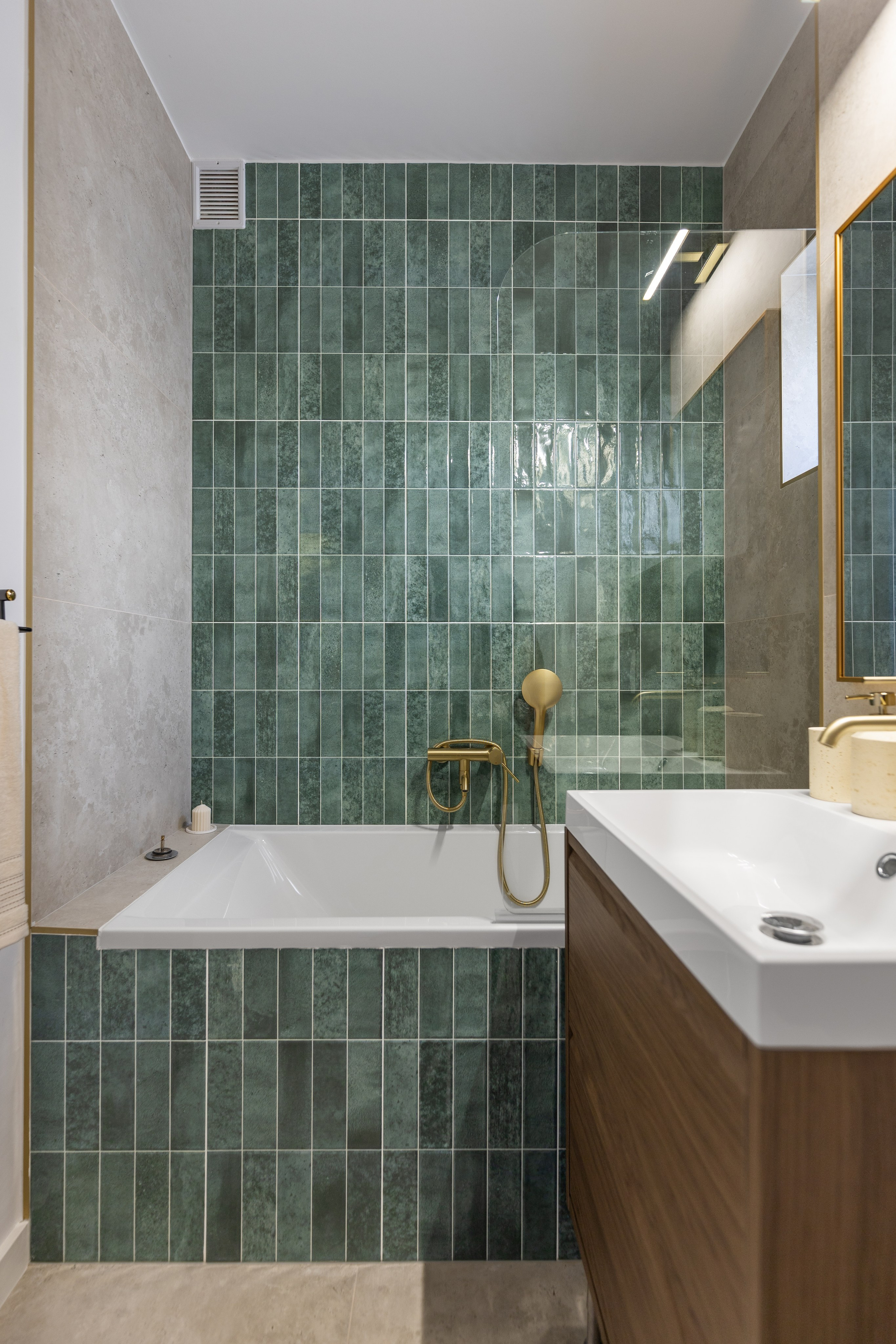 INTERIOR - REALESTATE. Samuel Ciobanu