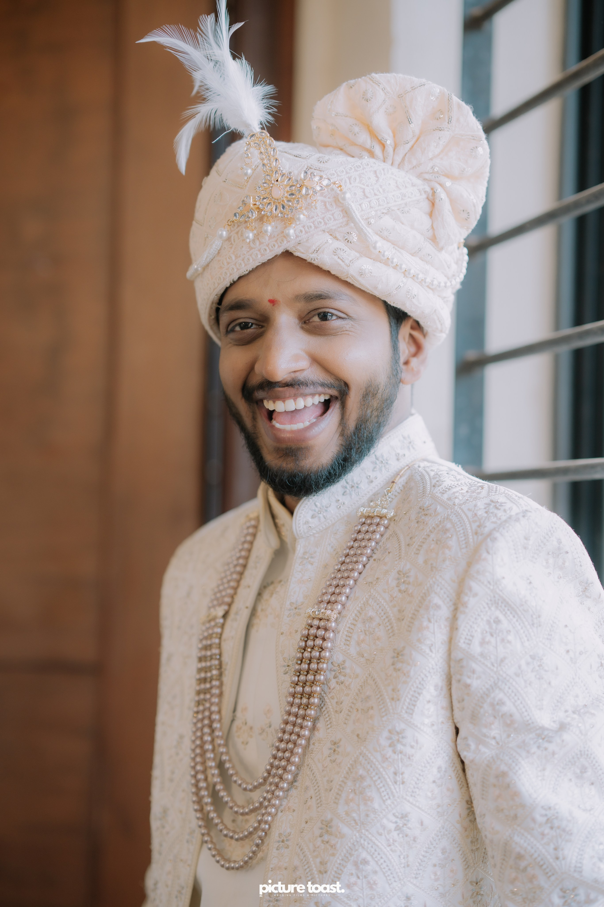 Embracing tradition, creating timeless memories. Fine art Wedding Photographers in India & Canada