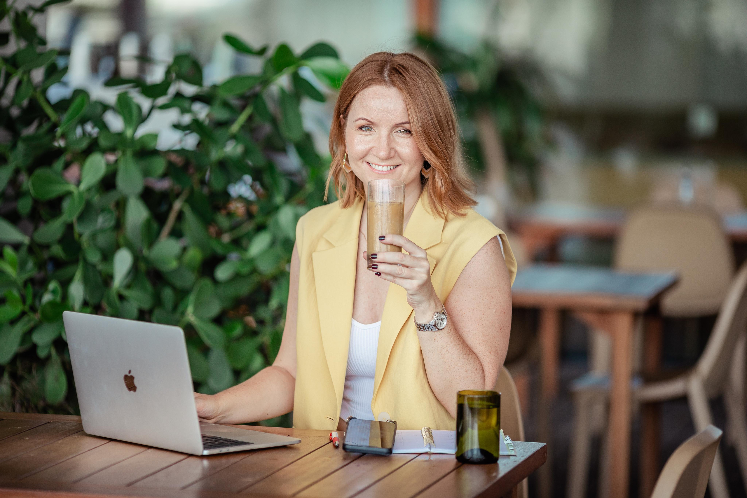 Marina Ecommerce Marketing. Family and Event photographer in Homestead and Miami areas of Florida