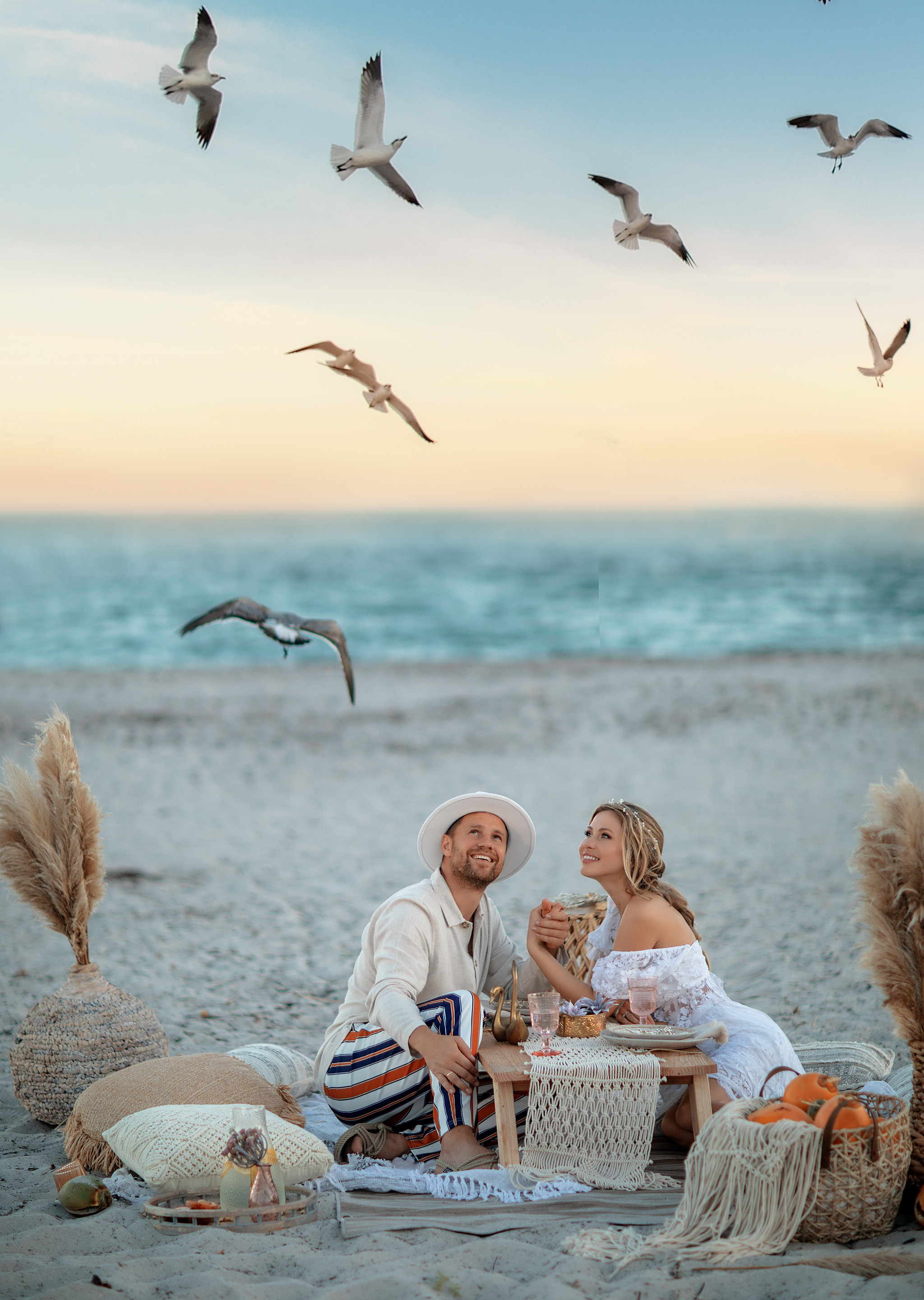 Lighthouse Elopement. Family and Event photographer in Homestead and Miami areas of Florida