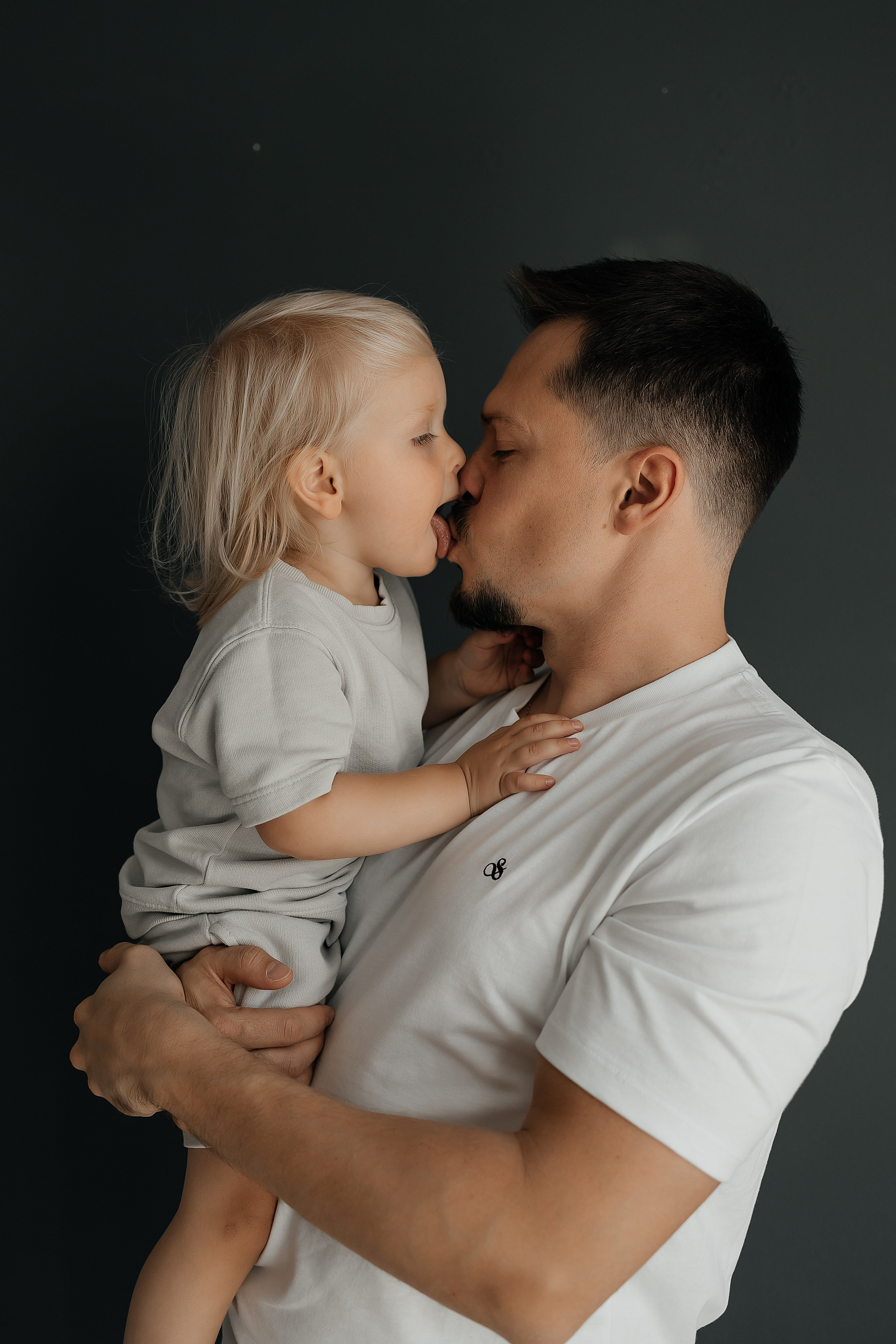 Homestroy Anna&Artjom. Fotografin Heidenheim / Newborn, Babybauch & Familie - Nadine Schmalz